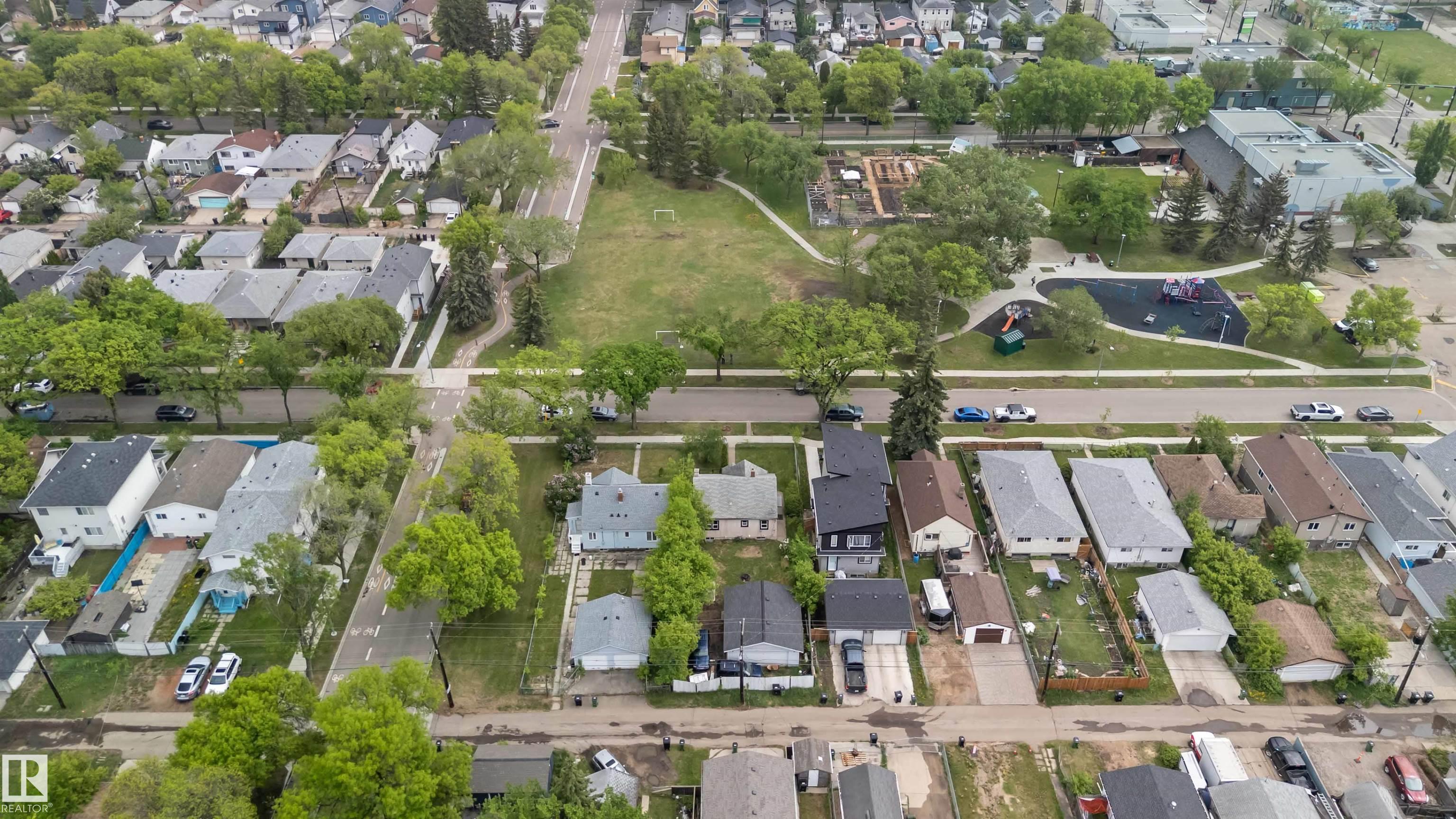 Photo 44 at 11842 93 Street NW, Alberta Avenue, Edmonton