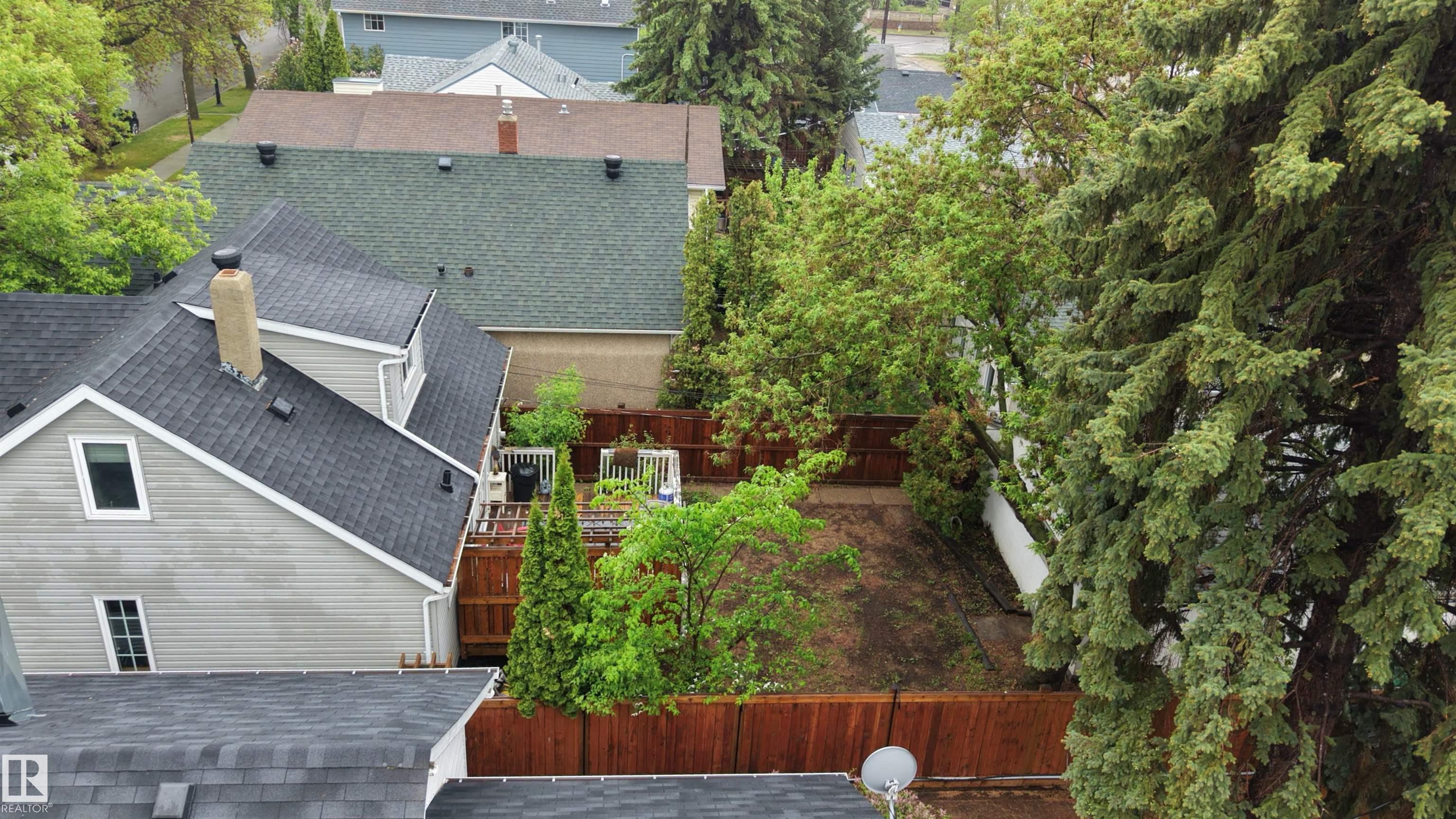 Photo 28 at 11228 67 Street NW, Bellevue, Edmonton