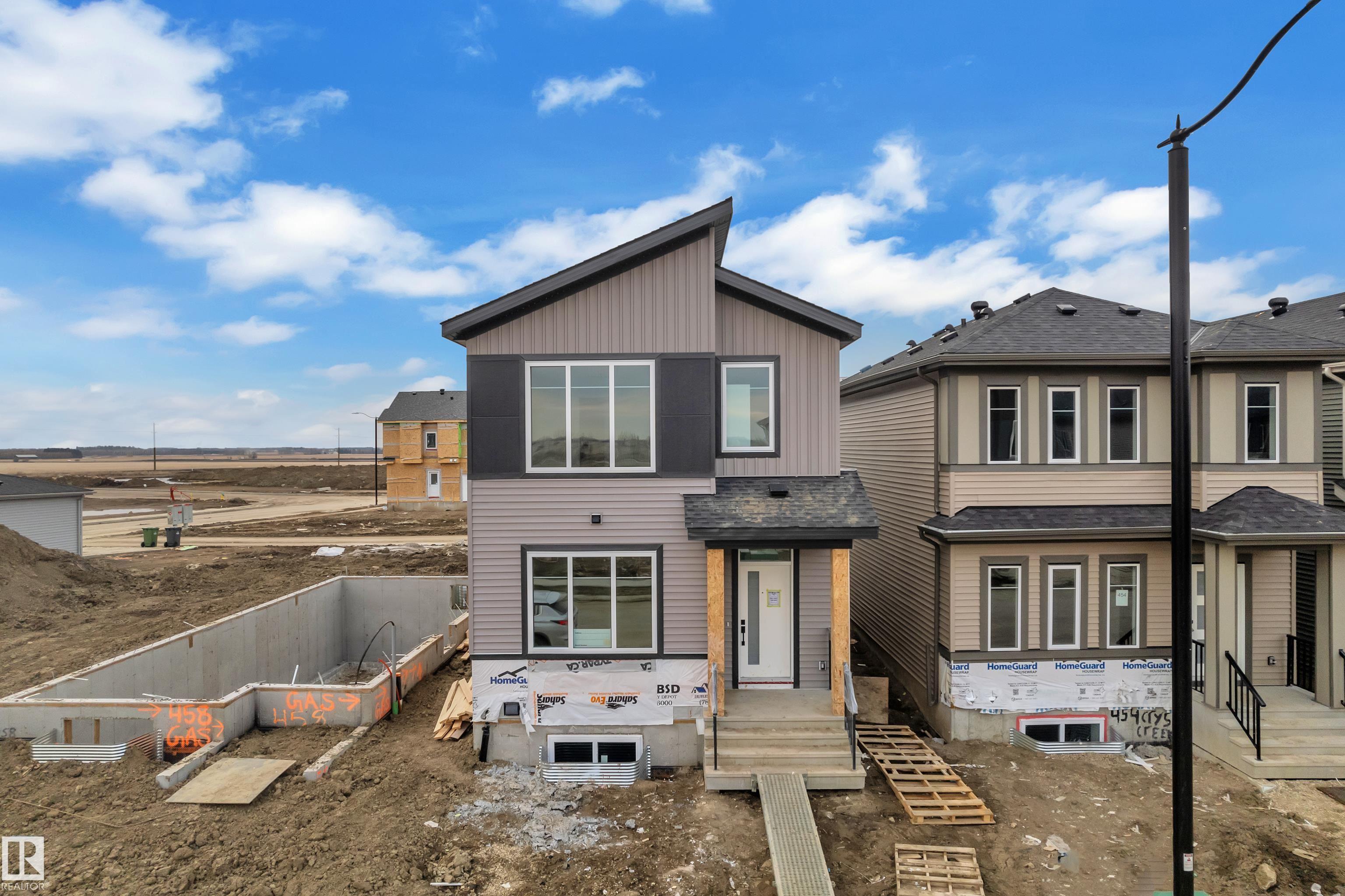 458 Crystal Creek Link, Crystal Creek, Leduc