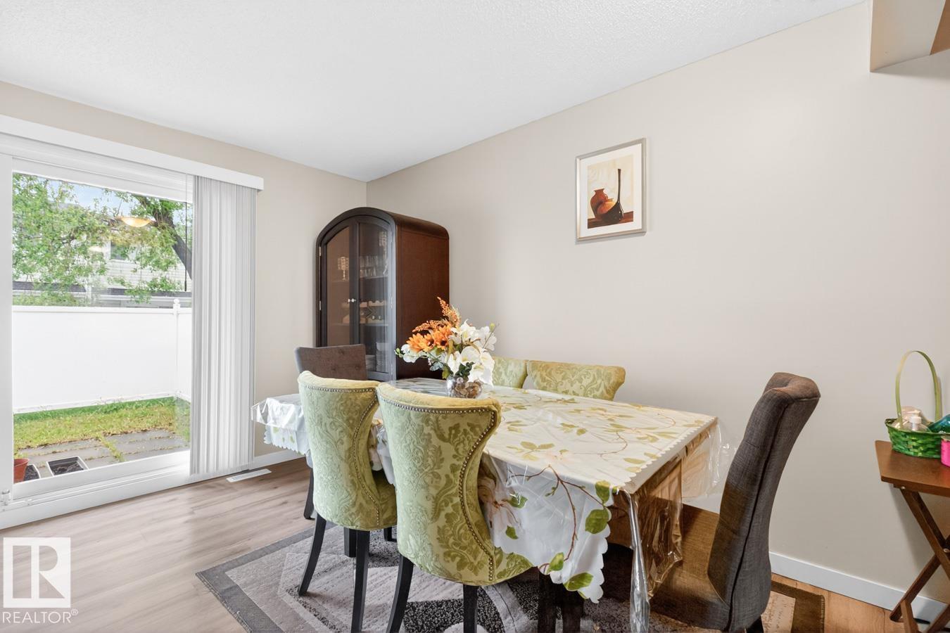 Photo 9 at 11368 139 Avenue NW, Carlisle, Edmonton