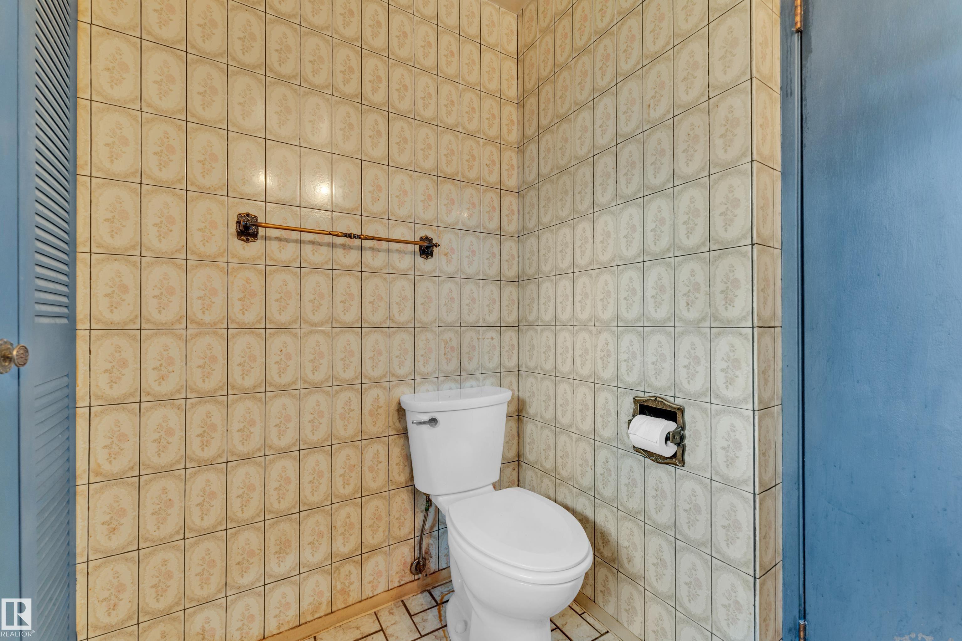 Photo 34 at 10819 54 Avenue NW, Pleasantview, Edmonton