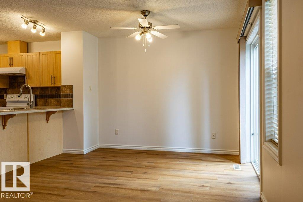 Photo 11 at 10 - 6835 Speaker Vista NW, South Terwillegar, Edmonton