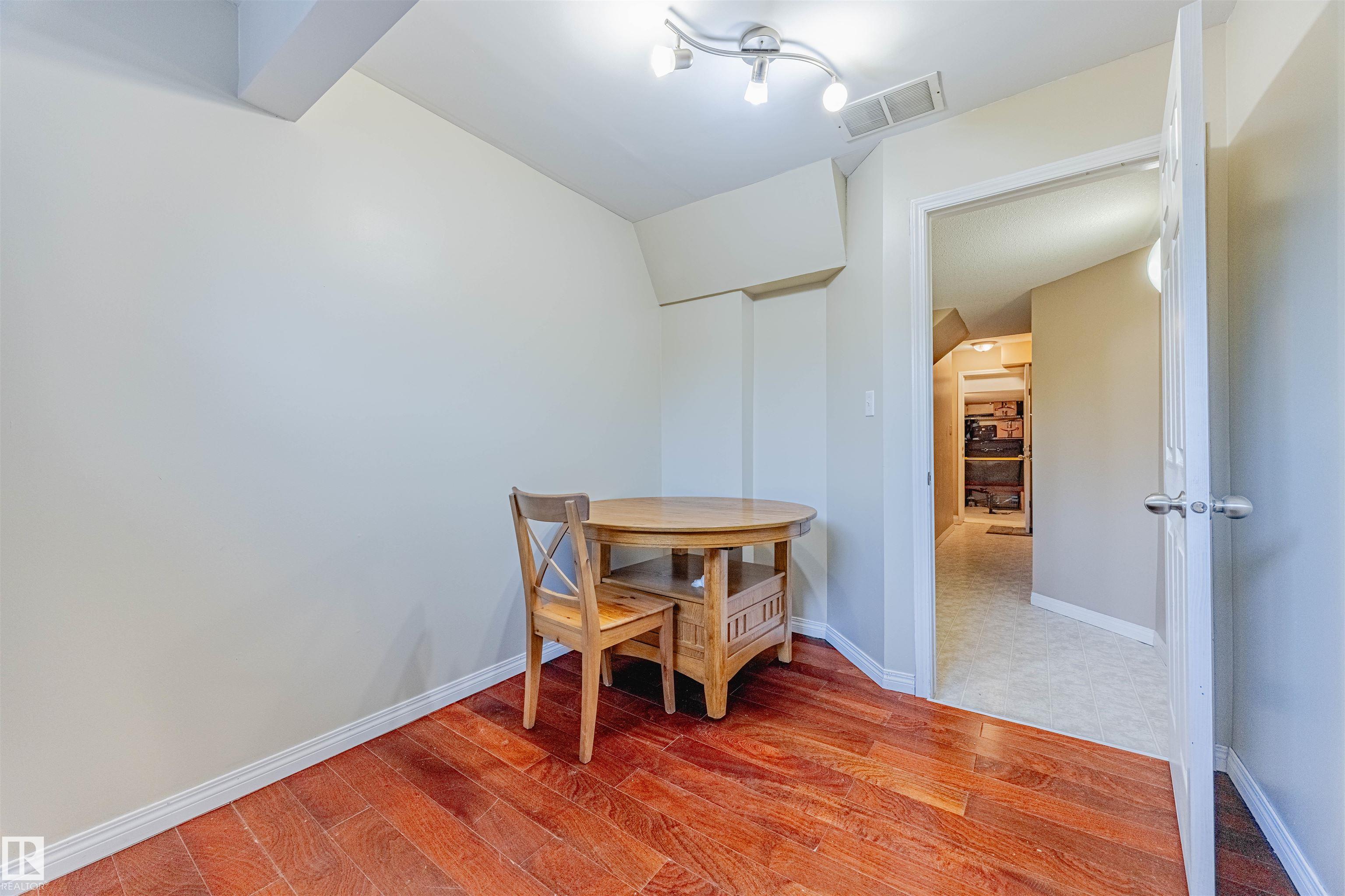 Photo 34 at 405 - 178 Bridgeport Boulevard, Bridgeport, Leduc