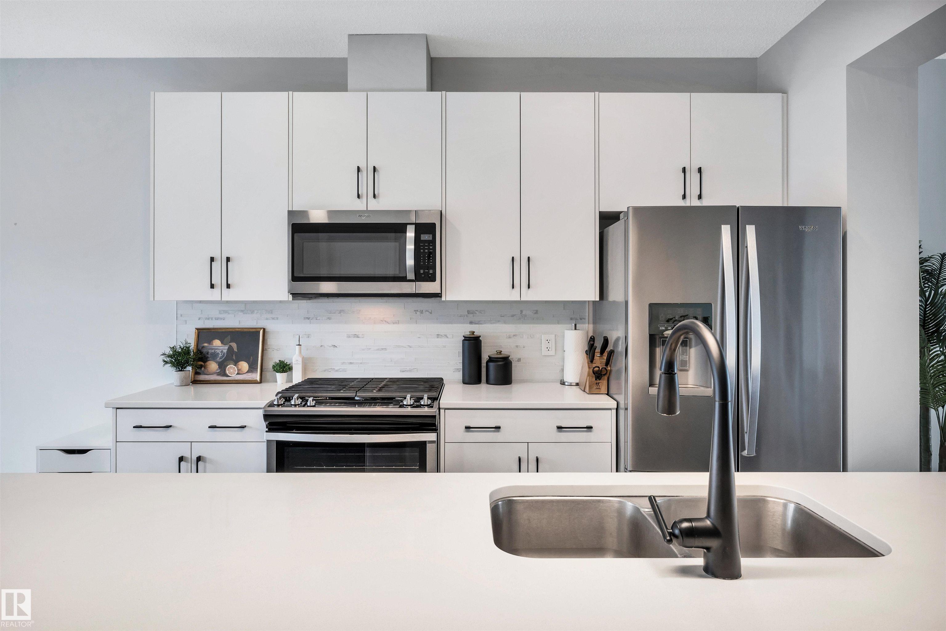 Photo 9 at 2495 Kelly Circle SW, Keswick, Edmonton
