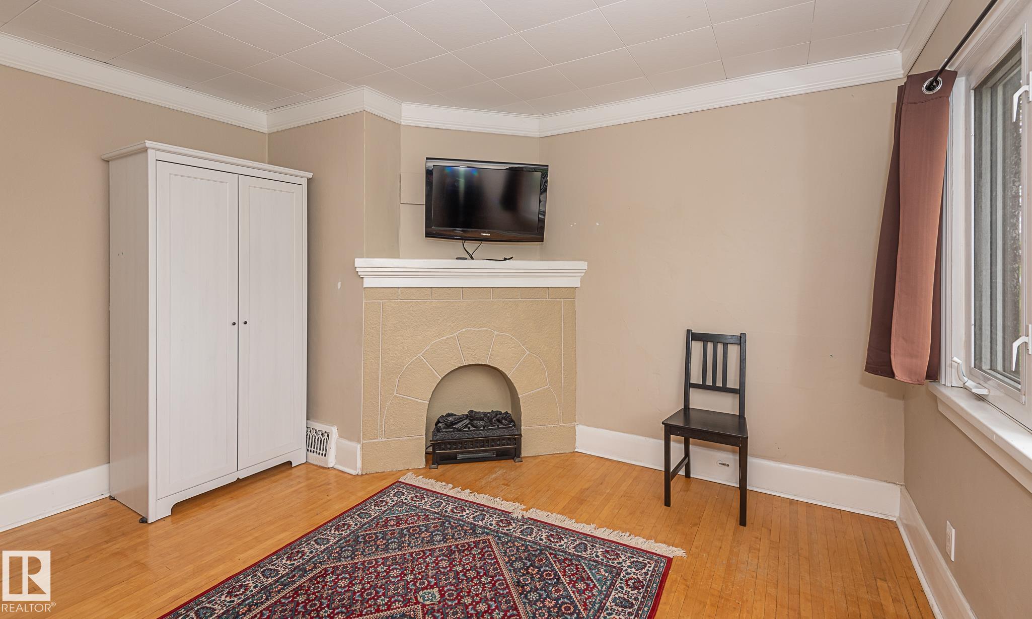 Photo 17 at 9623 110a Avenue NW, Mccauley, Edmonton