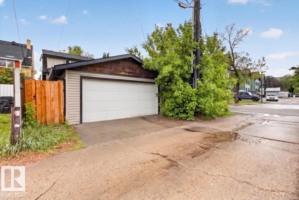 Photo 63 at 10958 88 Avenue NW, Garneau, Edmonton