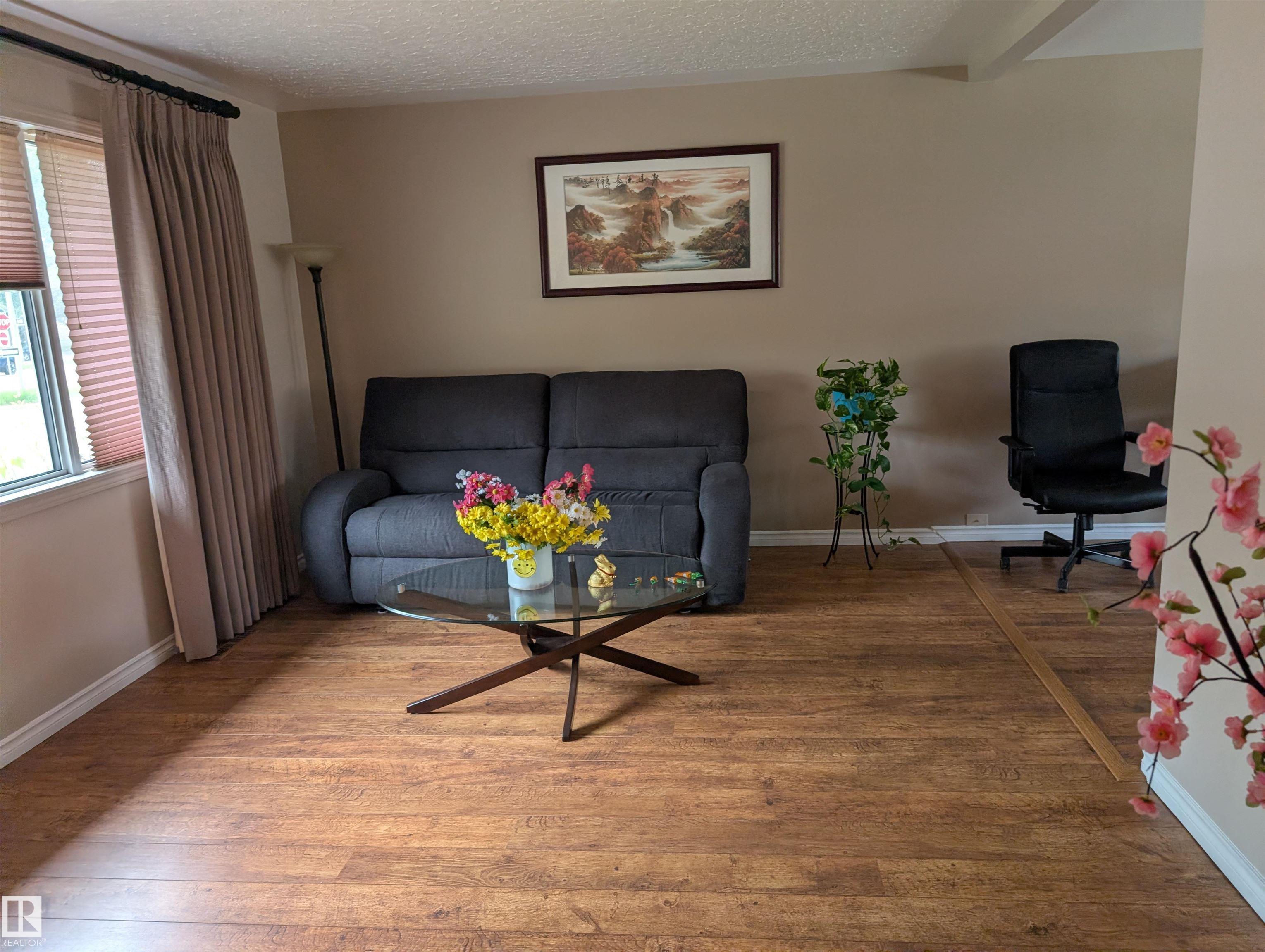 Photo 14 at 9443 75 Street NW, Ottewell, Edmonton