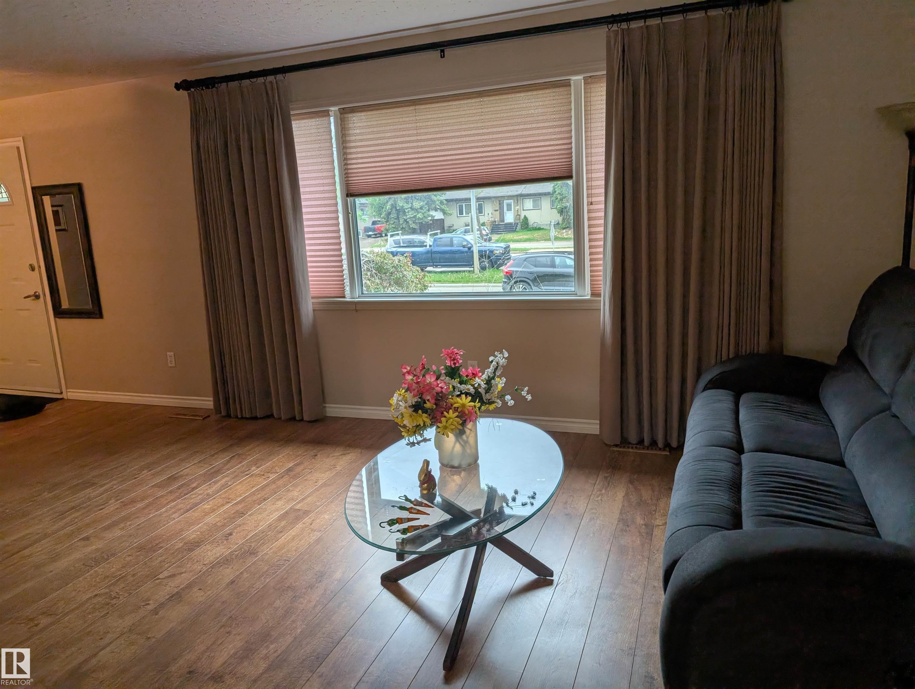 Photo 15 at 9443 75 Street NW, Ottewell, Edmonton