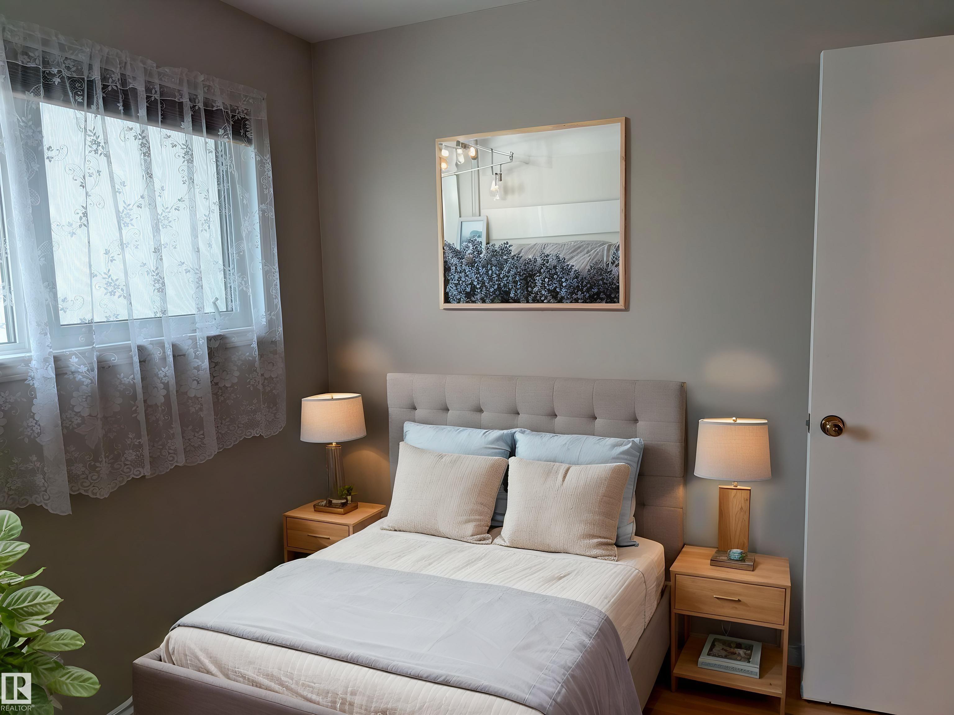 Photo 10 at 9443 75 Street NW, Ottewell, Edmonton