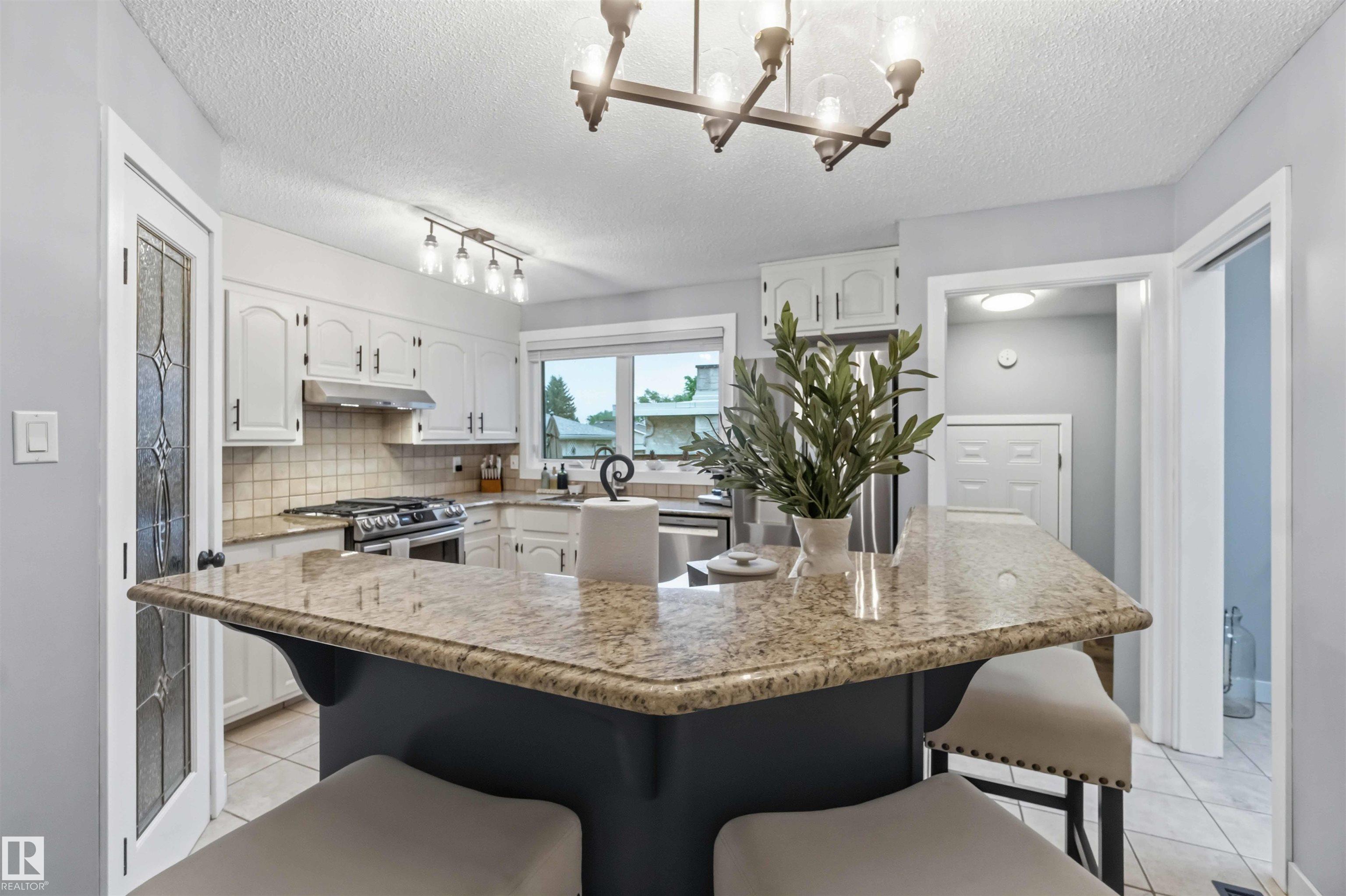 Photo 18 at 11431 144 Avenue NW, Carlisle, Edmonton