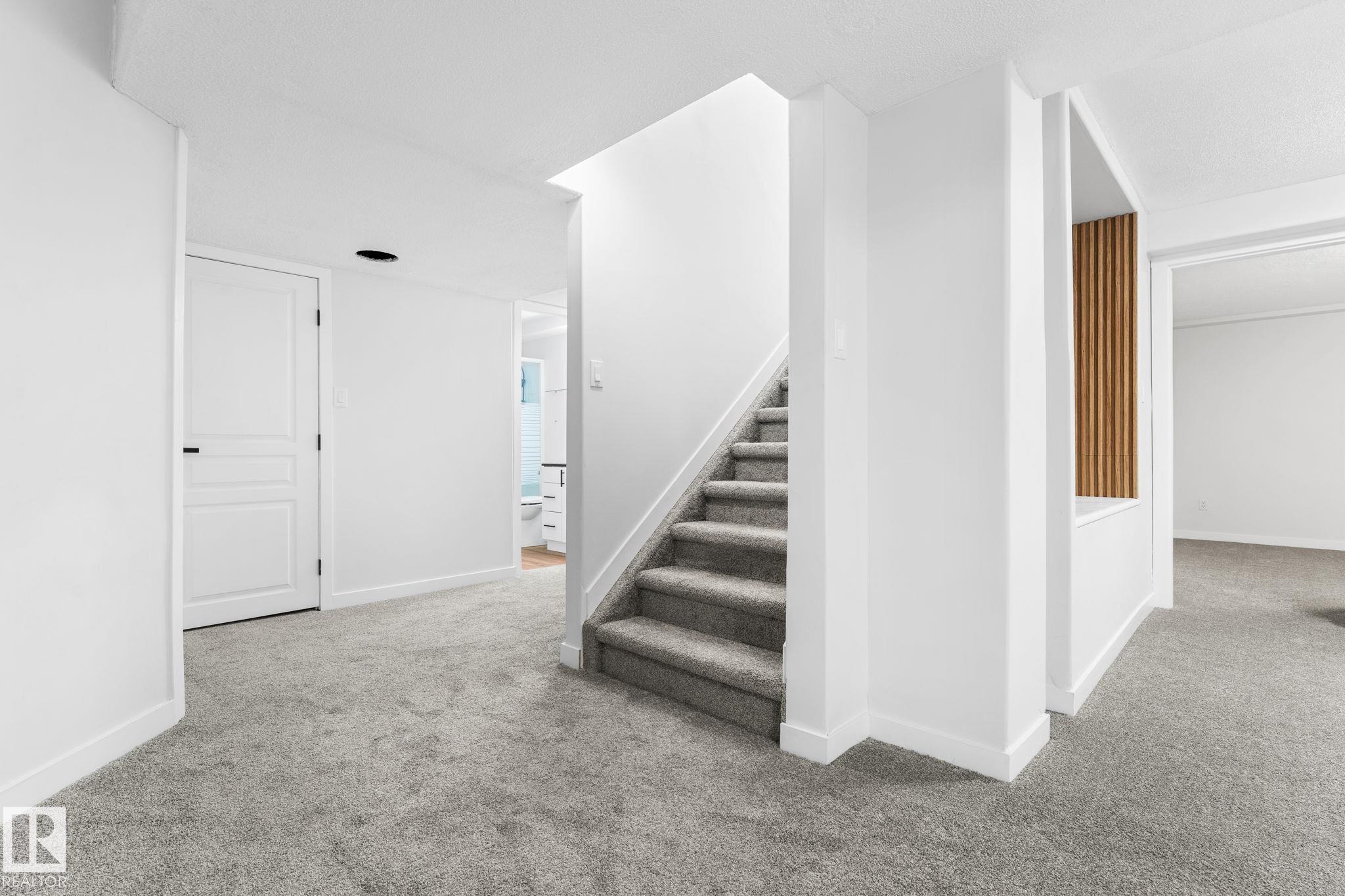 Photo 24 at 362 Blackburn Drive SW, Blackburne, Edmonton