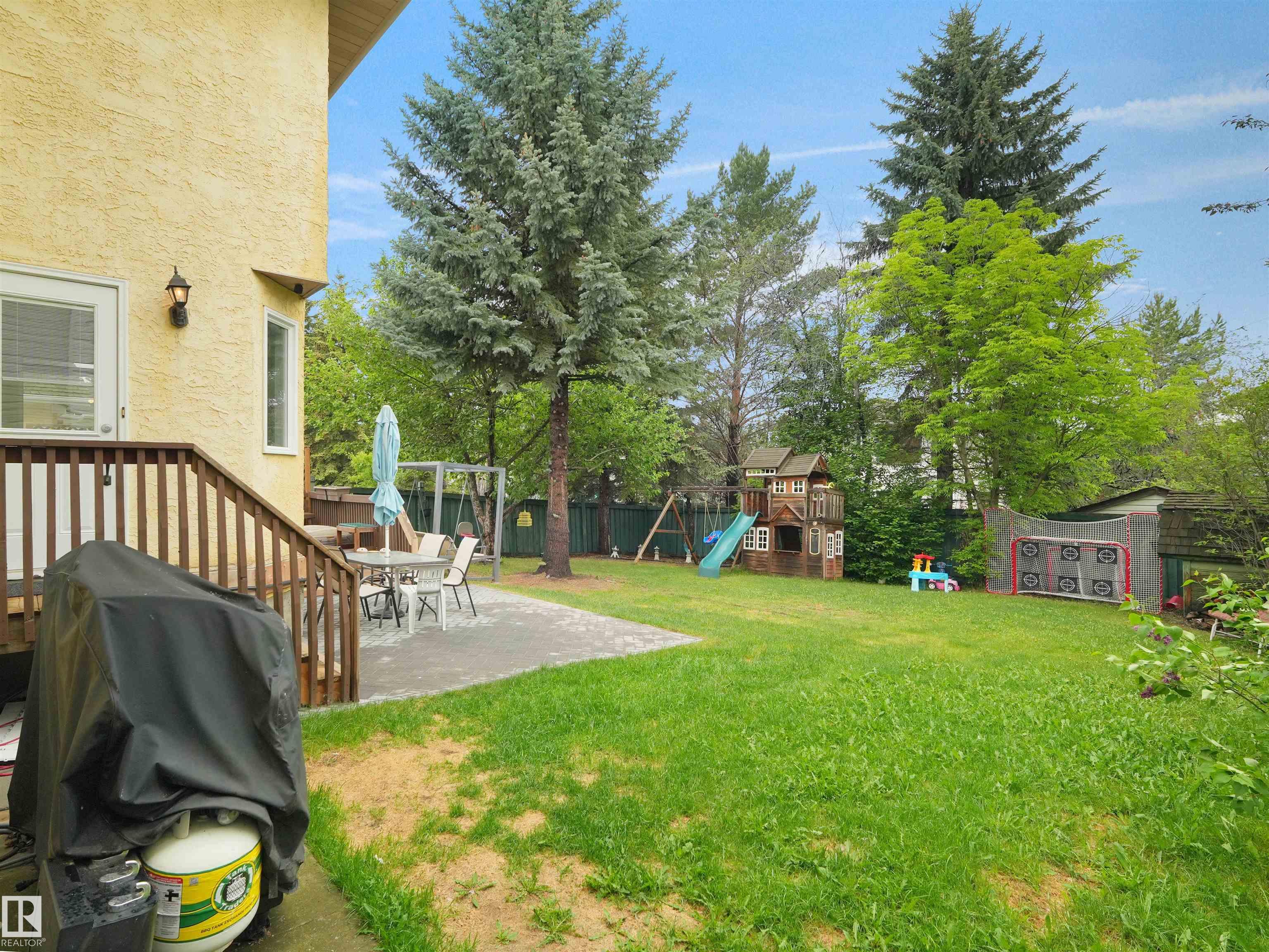 Photo 10 at 208 Ferguson Place NW, Falconer Heights, Edmonton