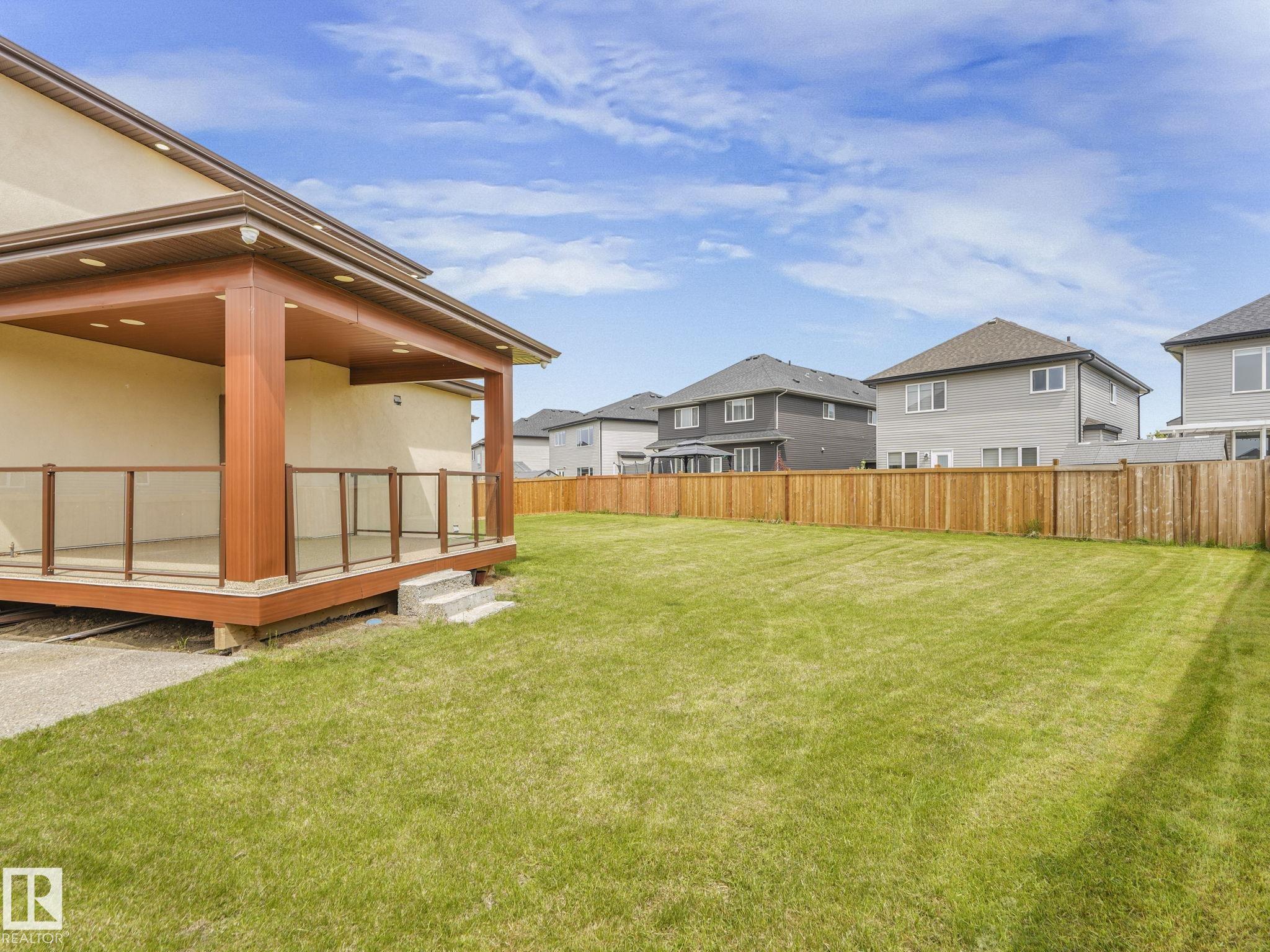 3101 Pelerin Crescent, Place Chaleureuse, Beaumont