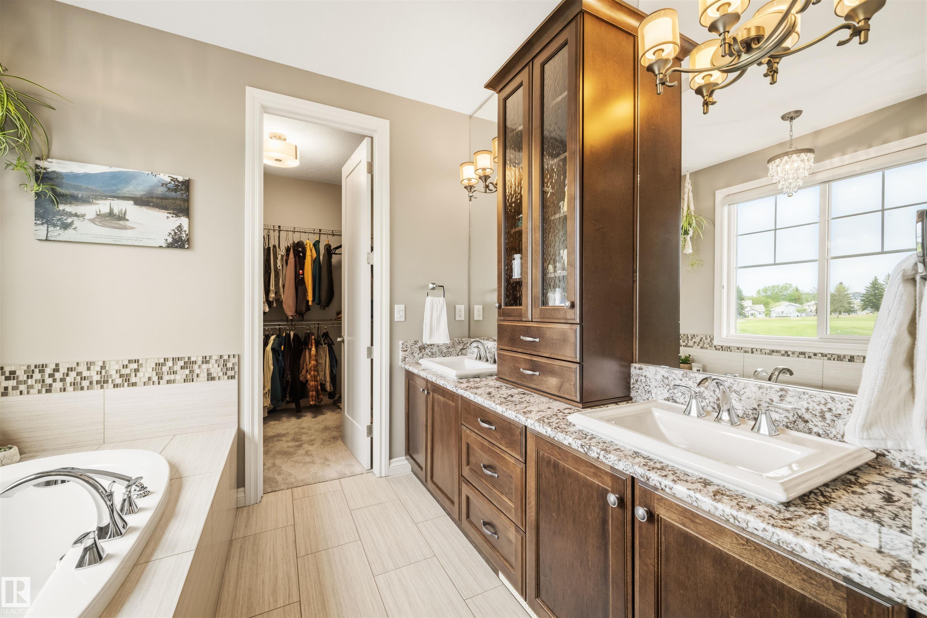 Photo 27 at 127 Rosemount Court, Coloniale Estates, Beaumont
