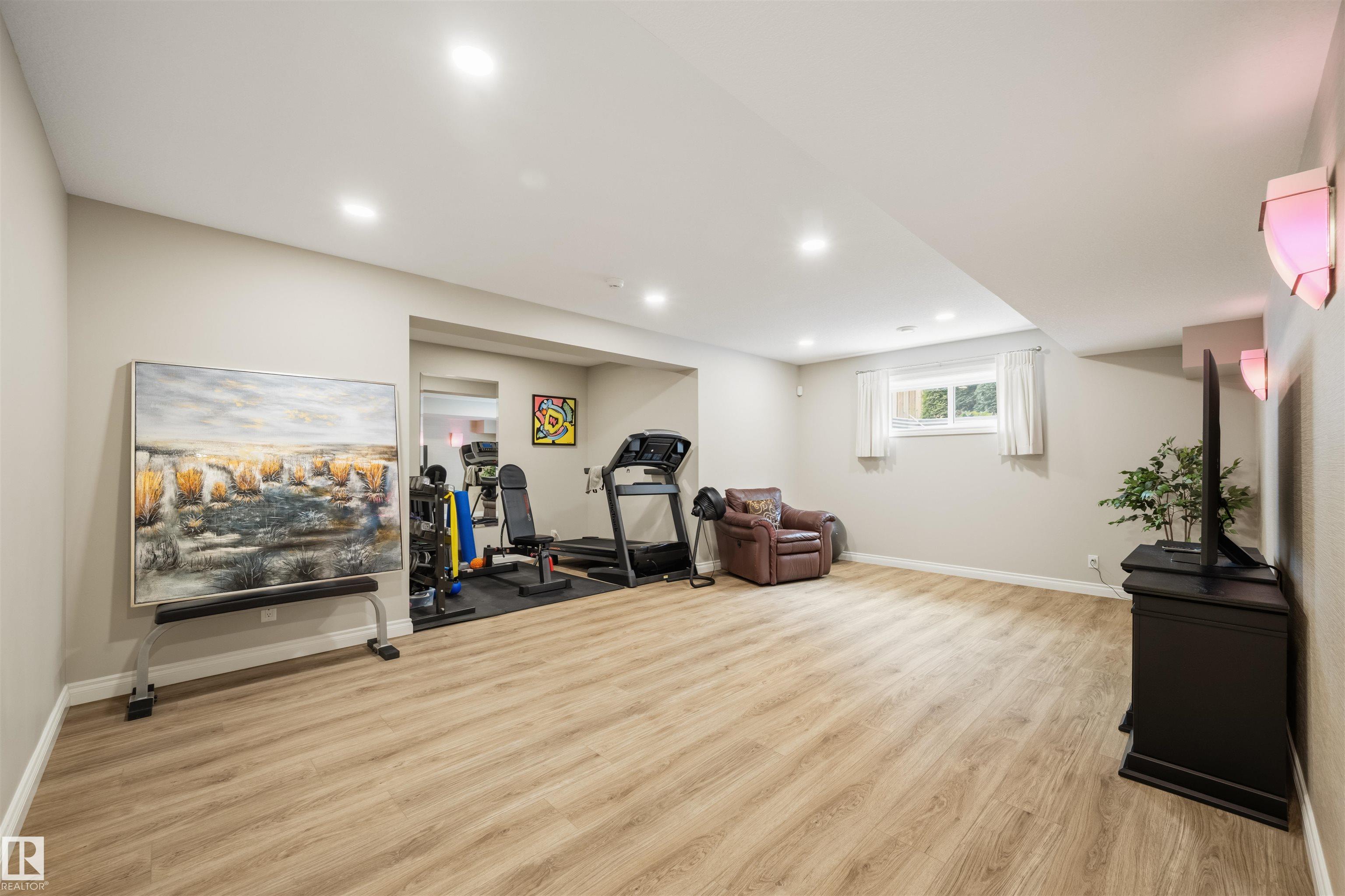 Photo 34 at 127 Rosemount Court, Coloniale Estates, Beaumont
