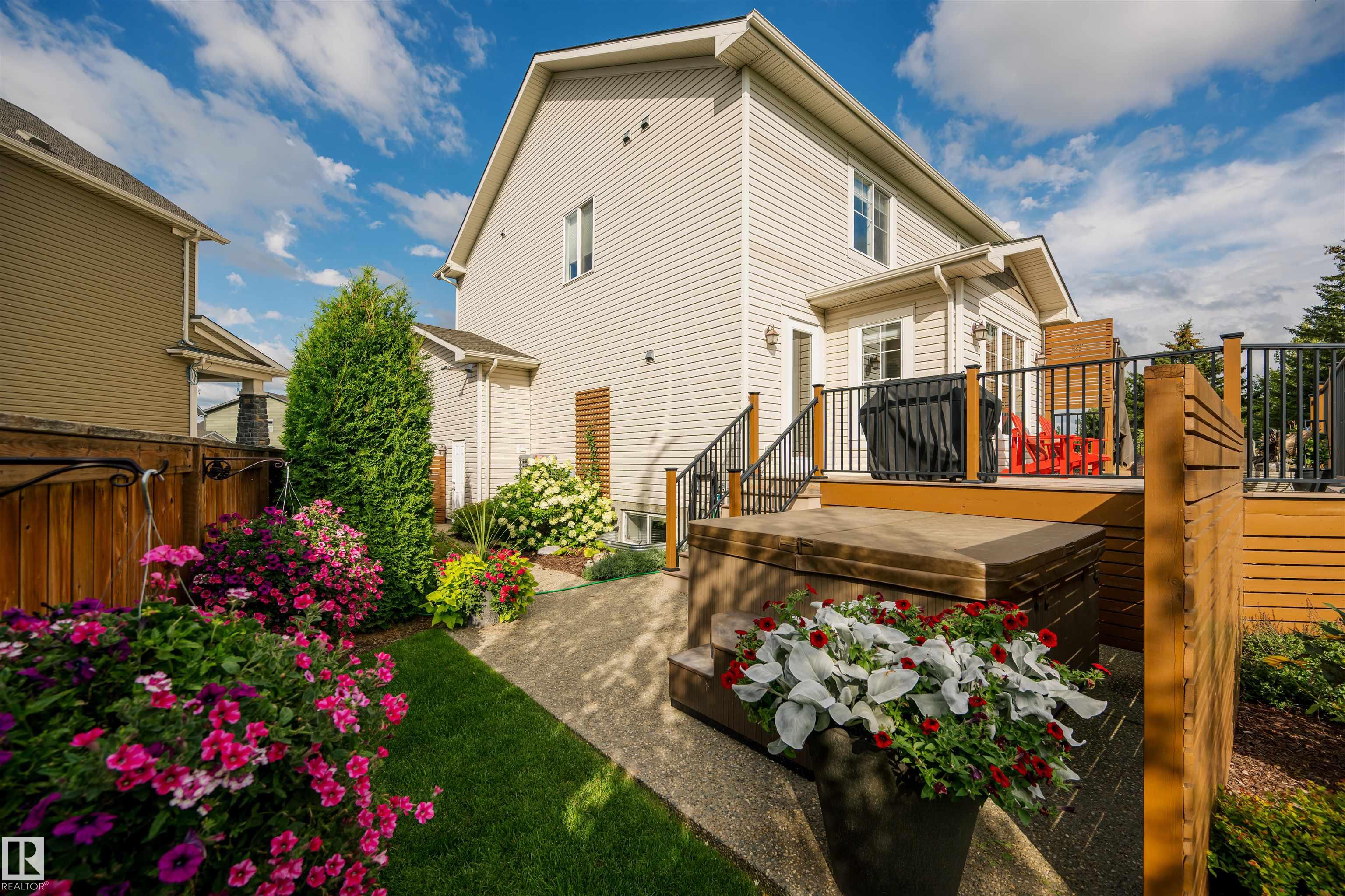 Photo 51 at 127 Rosemount Court, Coloniale Estates, Beaumont