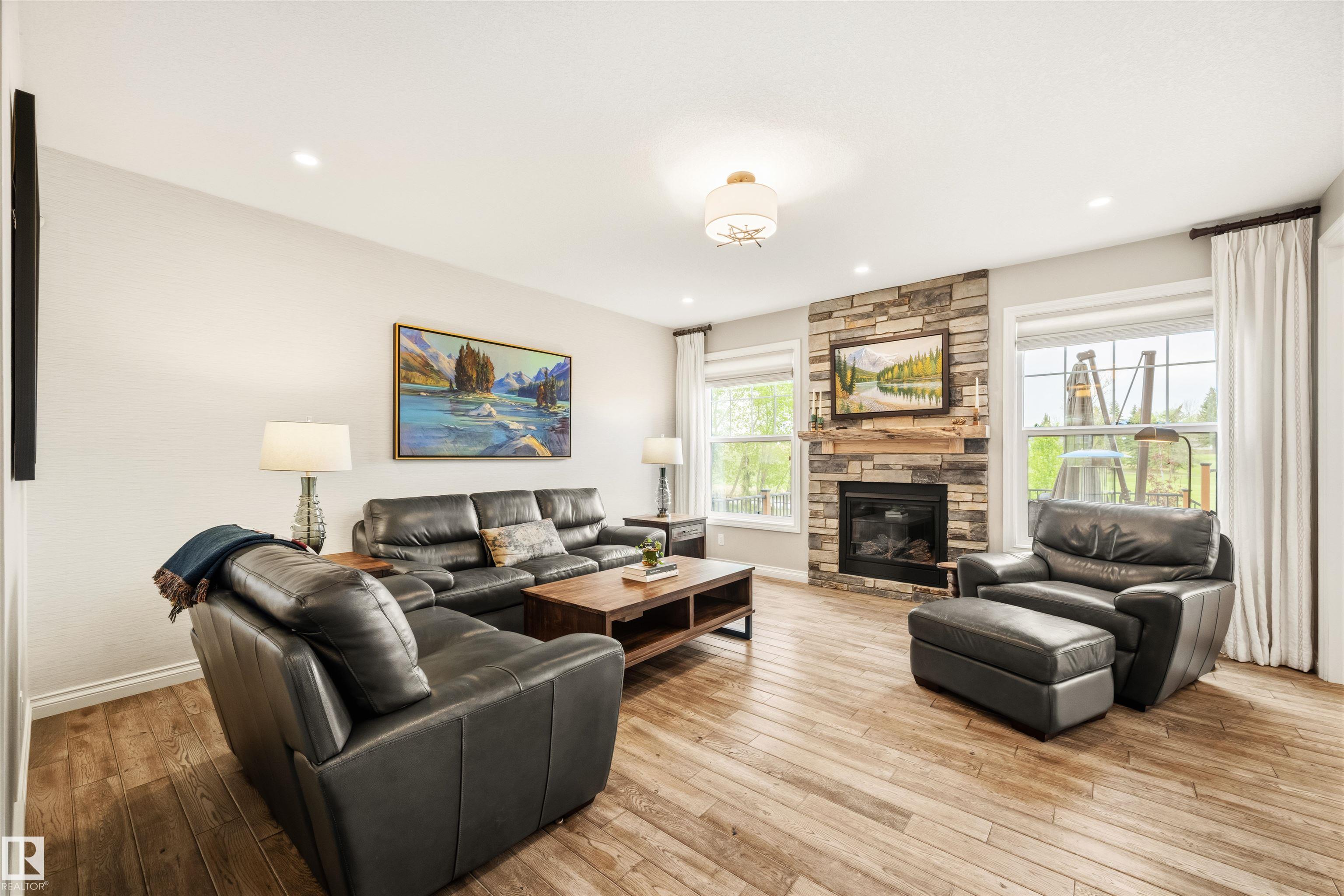 Photo 10 at 127 Rosemount Court, Coloniale Estates, Beaumont