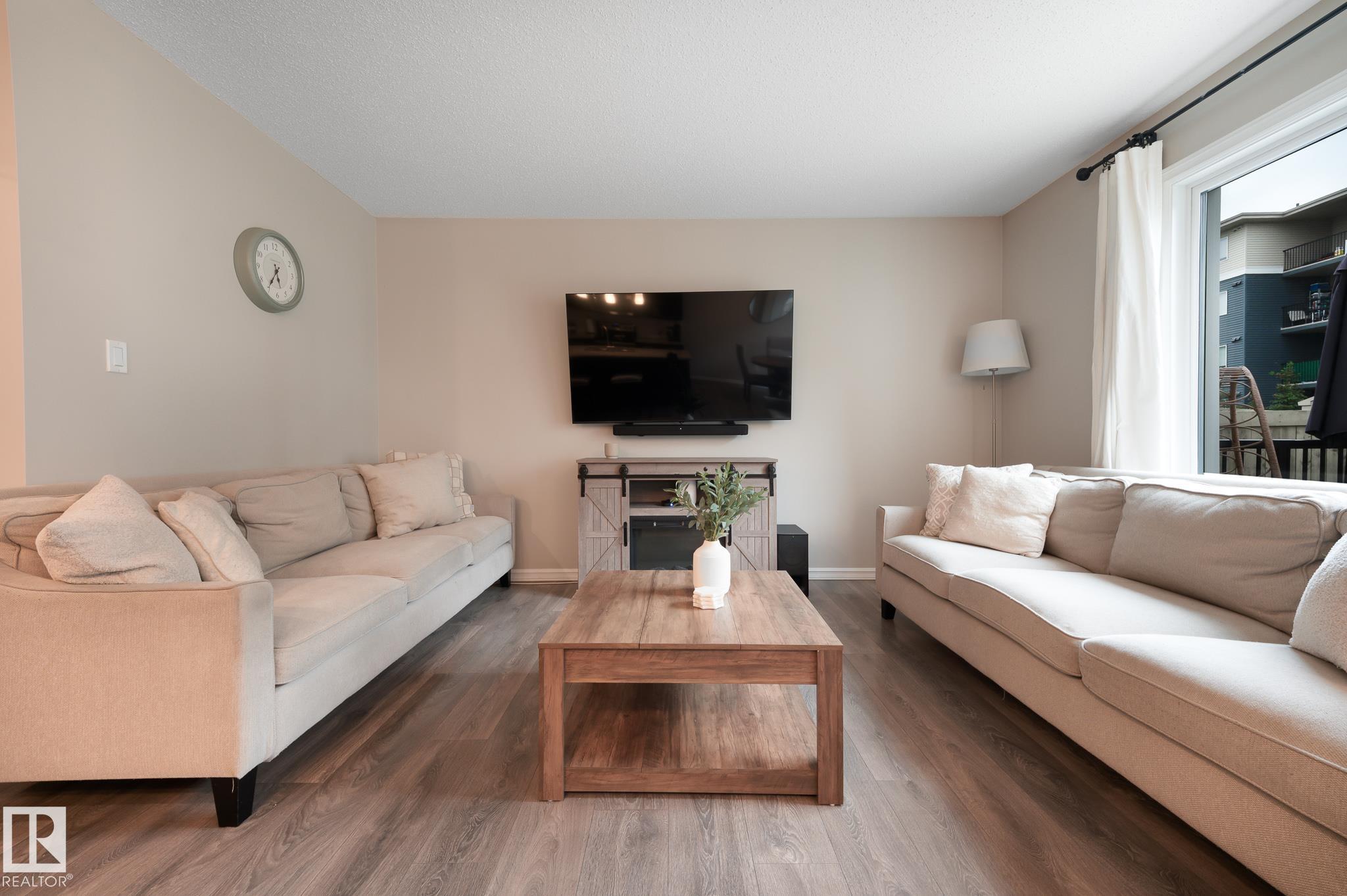 Photo 8 at 4431 5 Street NW, Maple Crest, Edmonton