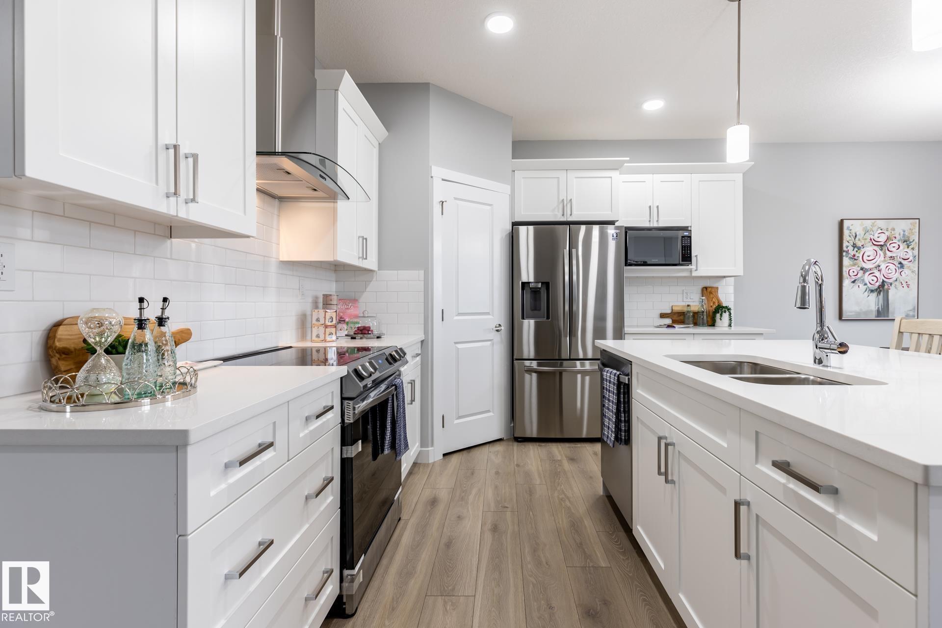 Photo 8 at 17820 70 Street NW, Crystallina Nera East, Edmonton