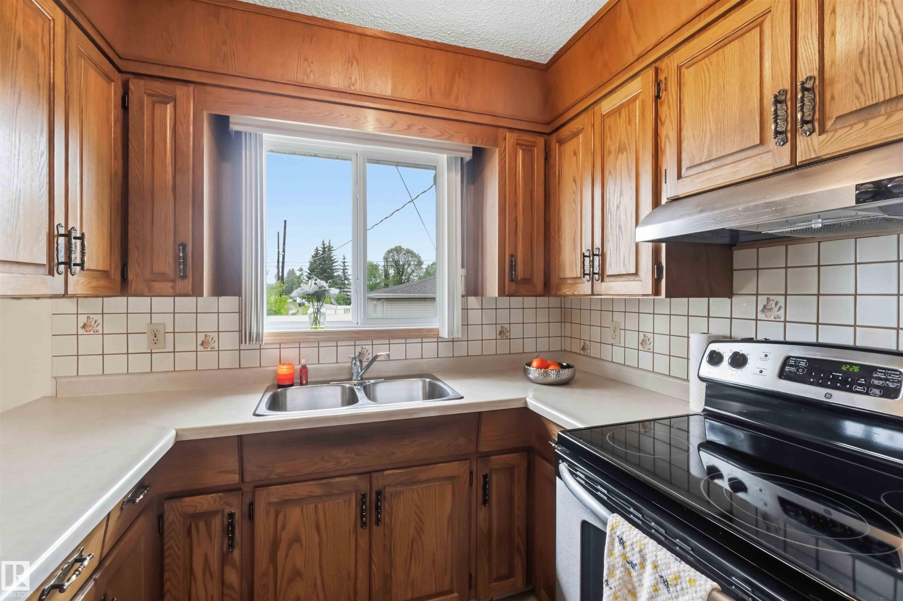 Photo 21 at 13432 Delwood Road NW, Delwood, Edmonton