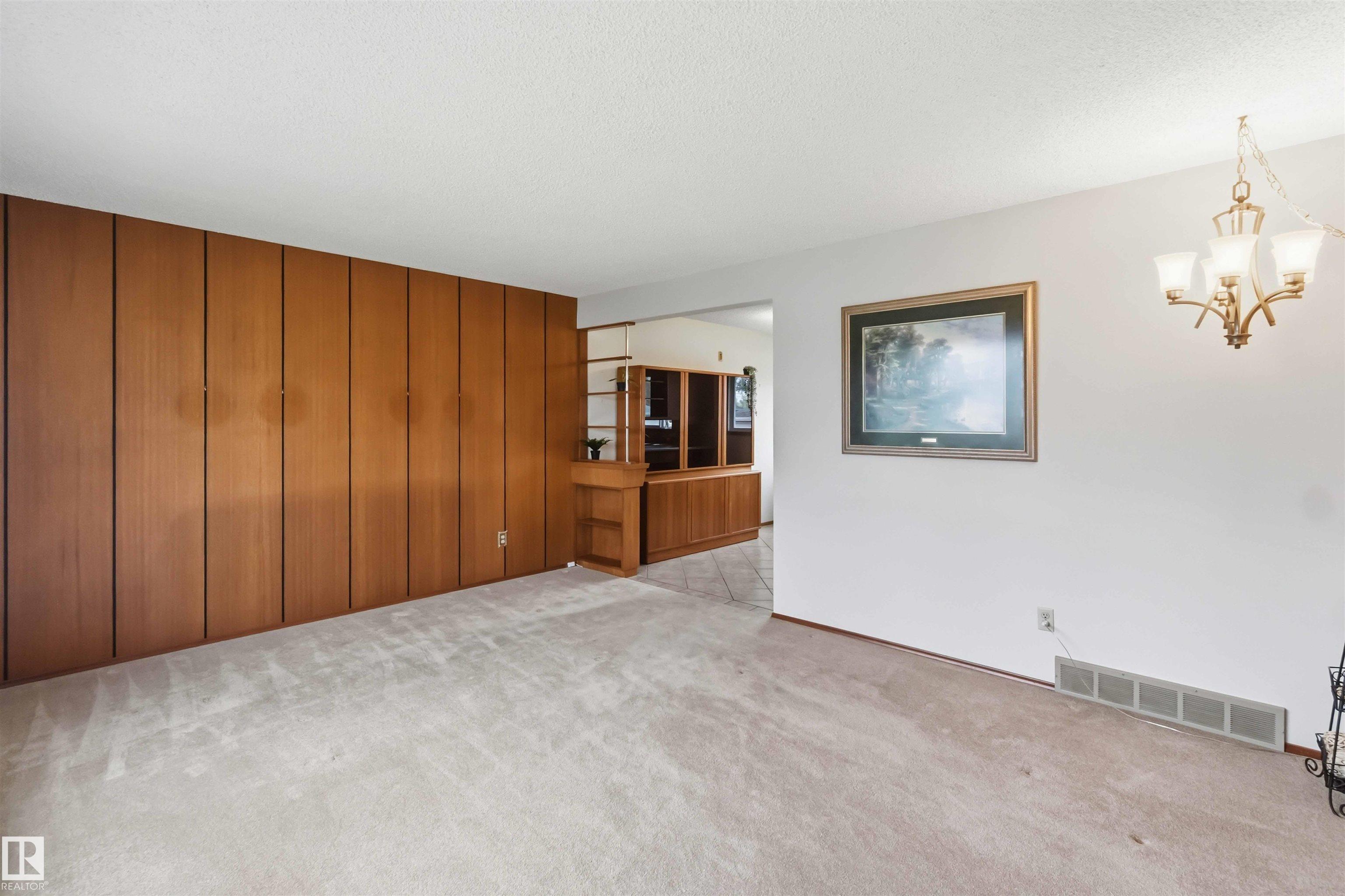 Photo 10 at 13432 Delwood Road NW, Delwood, Edmonton