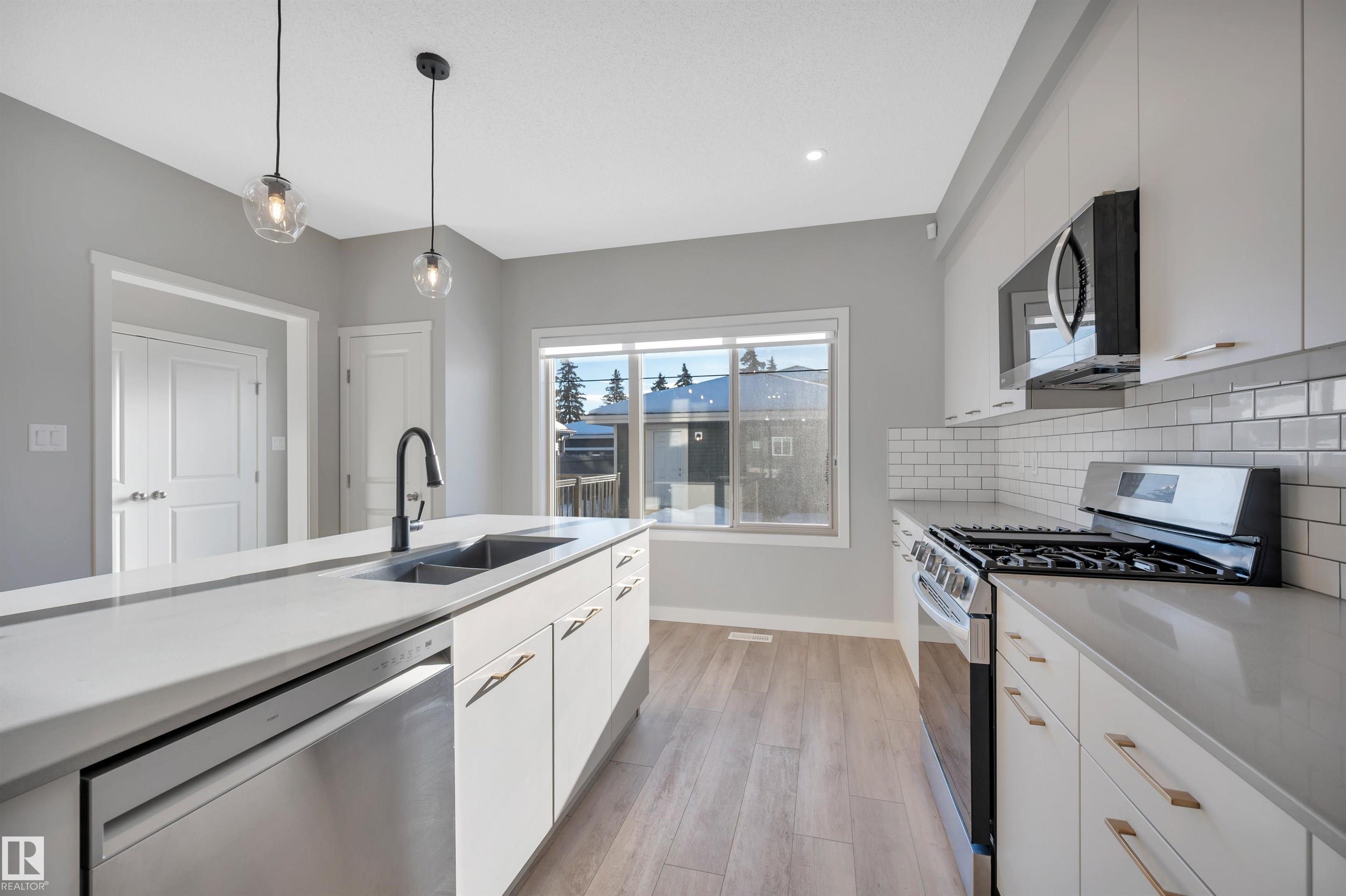 Photo 19 at 6215 Hampton Gray Avenue NW, Griesbach, Edmonton