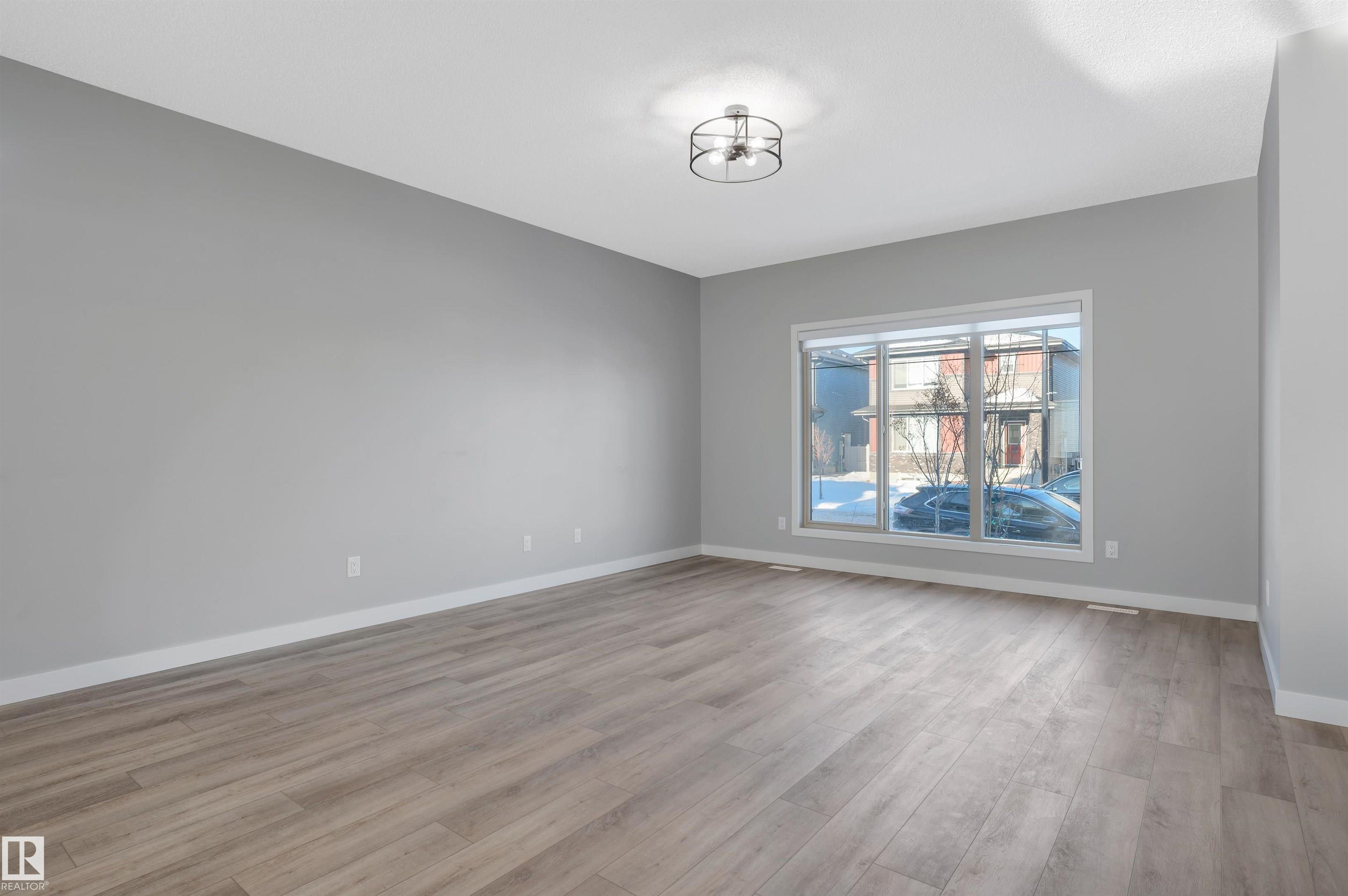 Photo 7 at 6215 Hampton Gray Avenue NW, Griesbach, Edmonton