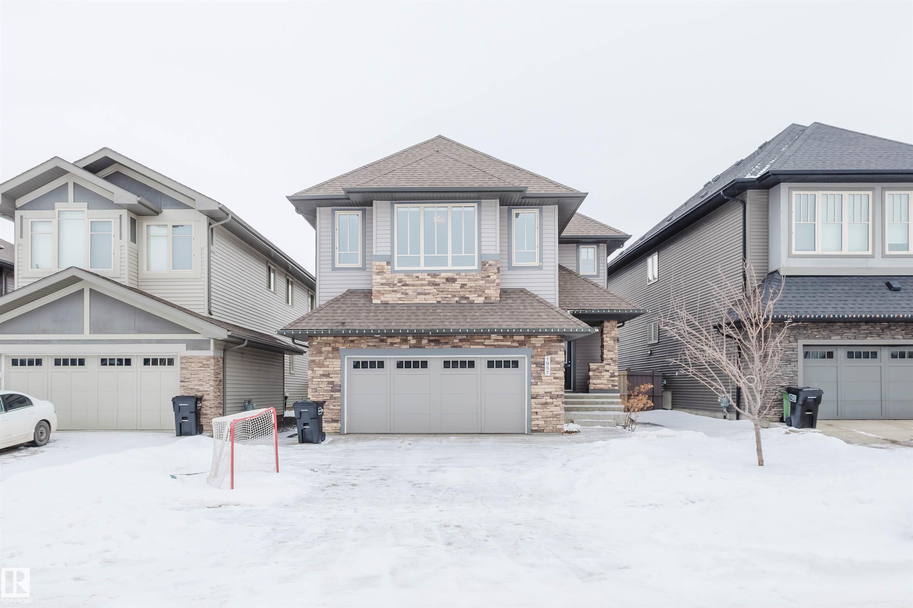 1957 Ainslie Link SW, Ambleside, Edmonton