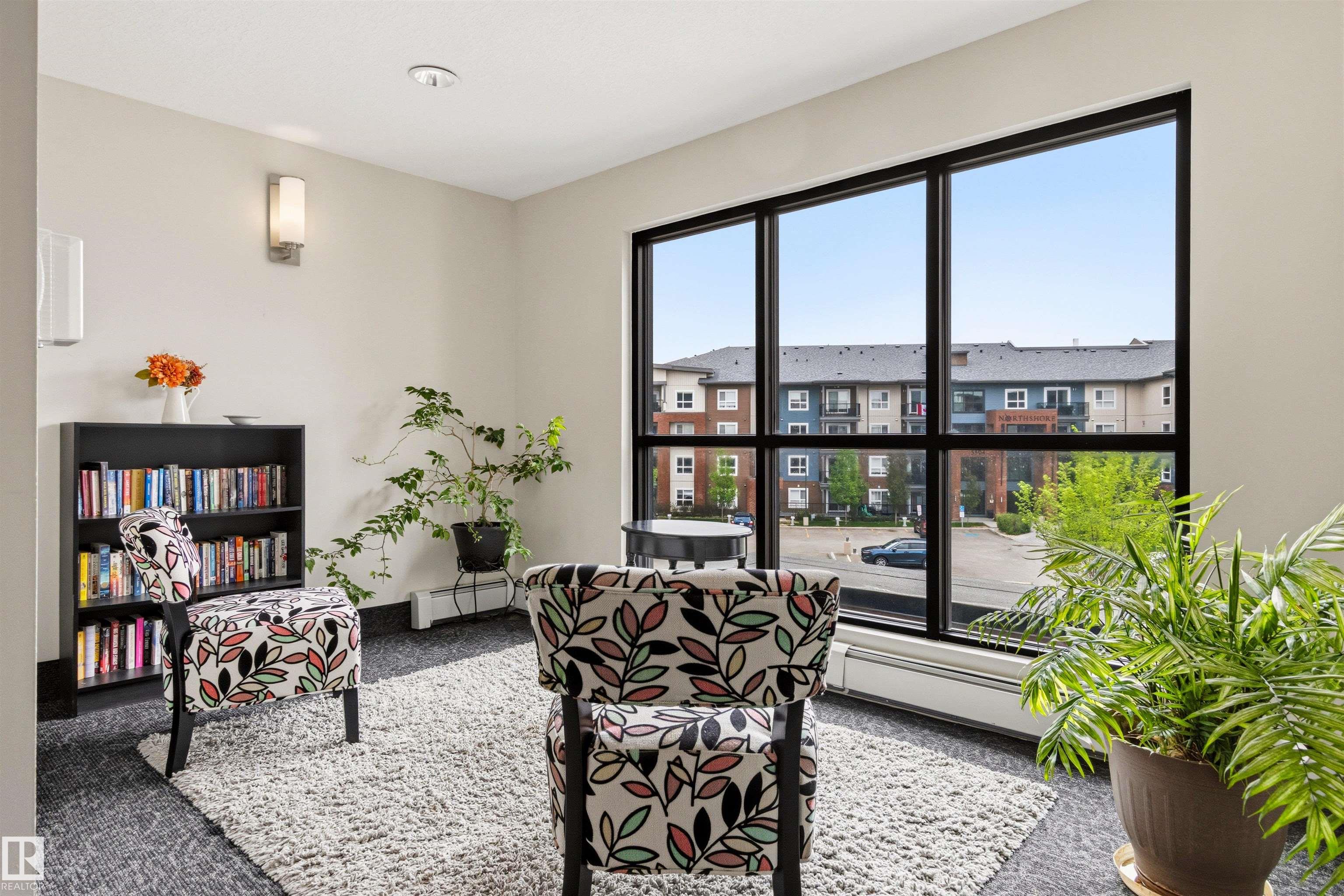 Photo 6 at 302 - 5510 Schonsee Drive NW, Schonsee, Edmonton