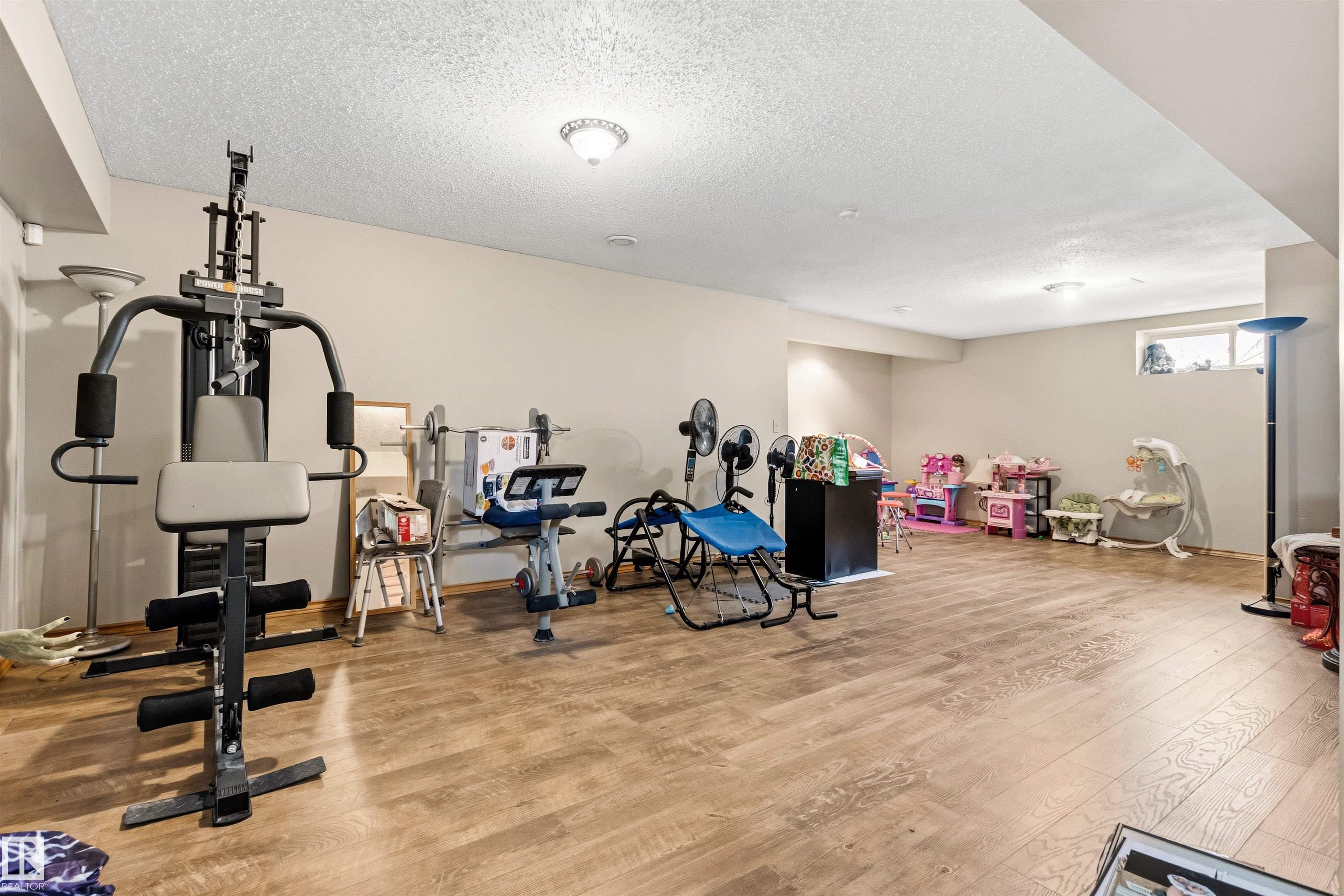 Photo 39 at 32 Lamplight Bay, Legacy Park, Spruce Grove