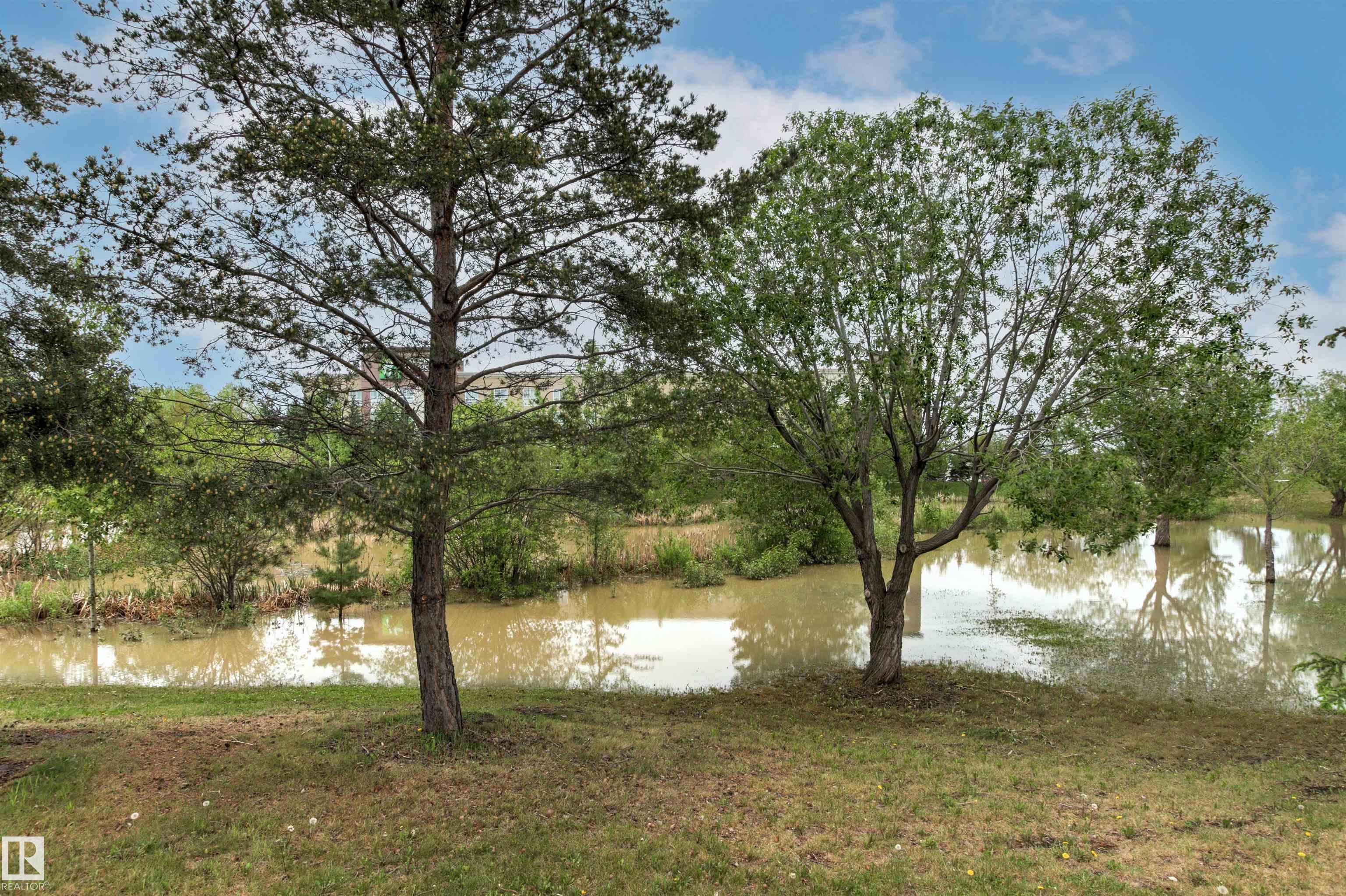Photo 59 at 32 Lamplight Bay, Legacy Park, Spruce Grove