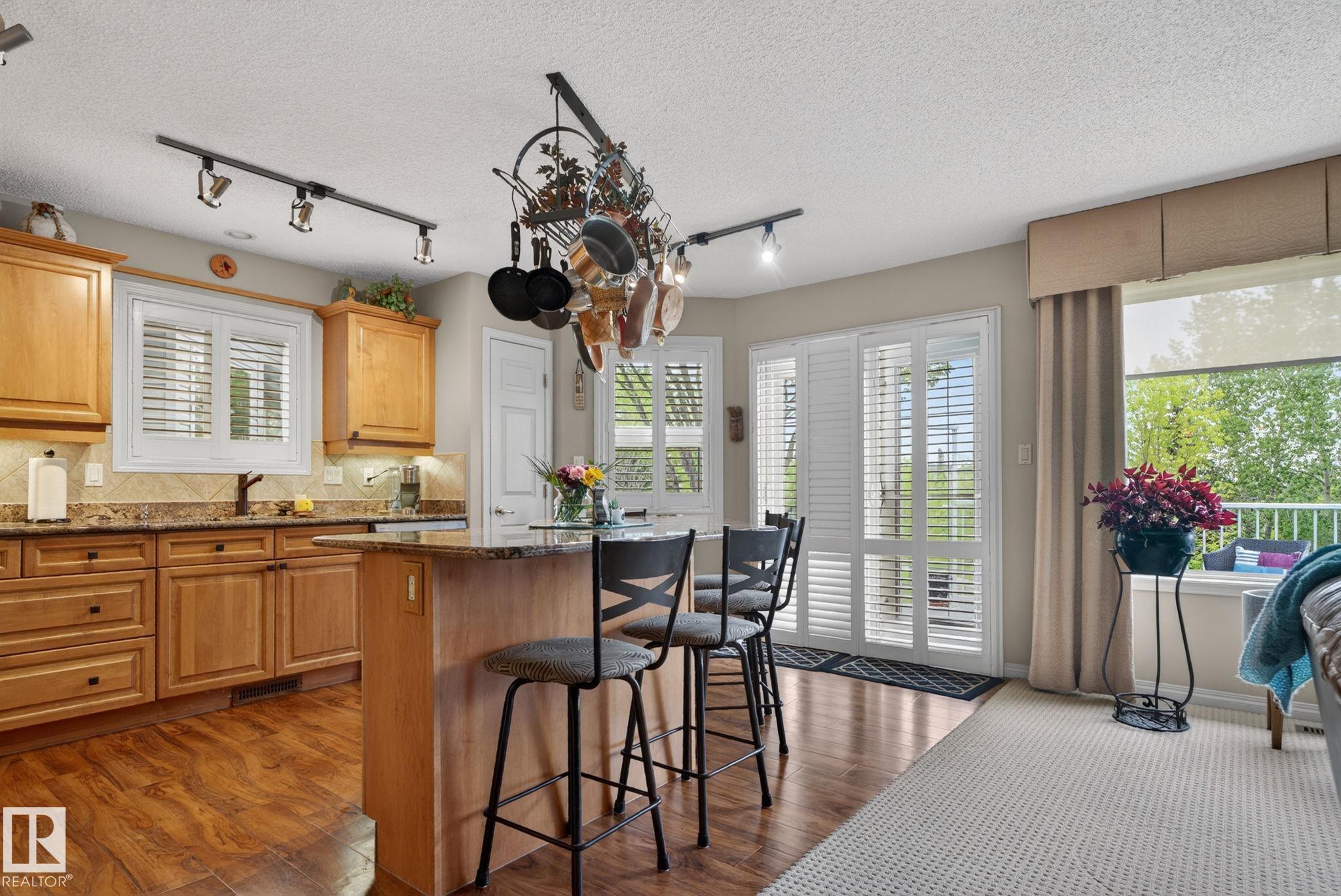 Photo 11 at 34 - 330 Galbraith Close NW, Glastonbury, Edmonton
