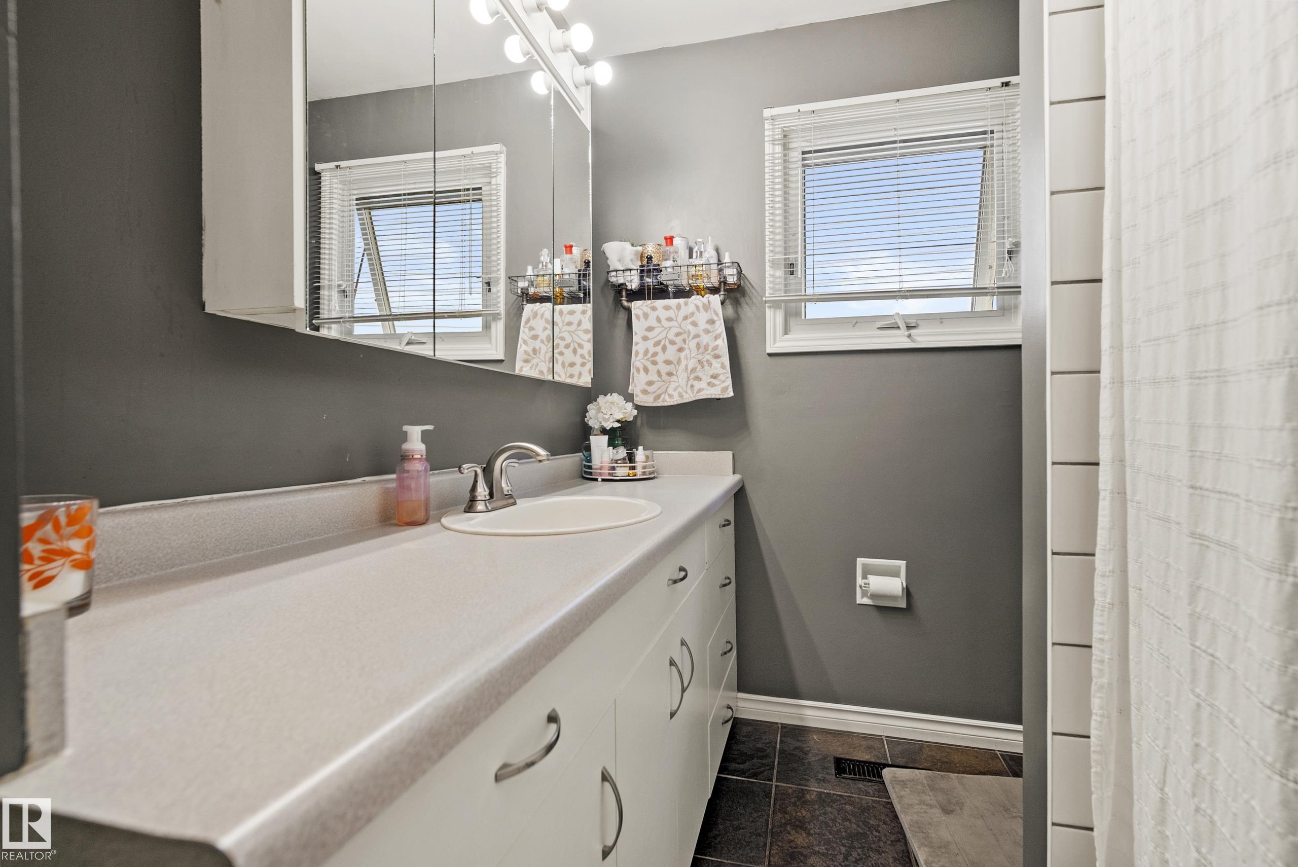 Photo 15 at 4304 42 Avenue, South Park, Leduc