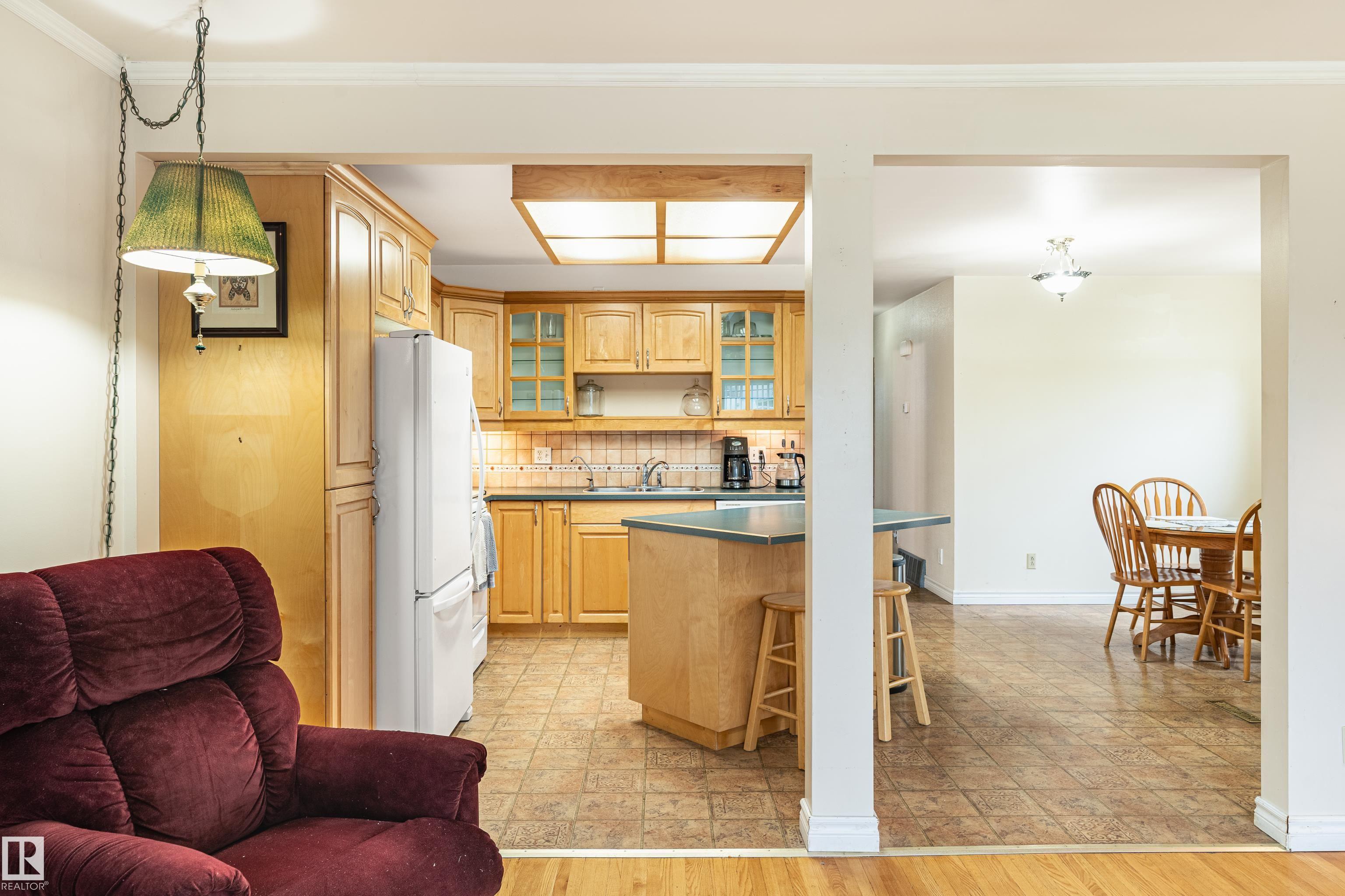 Photo 16 at 9011 60 Street NW, Ottewell, Edmonton