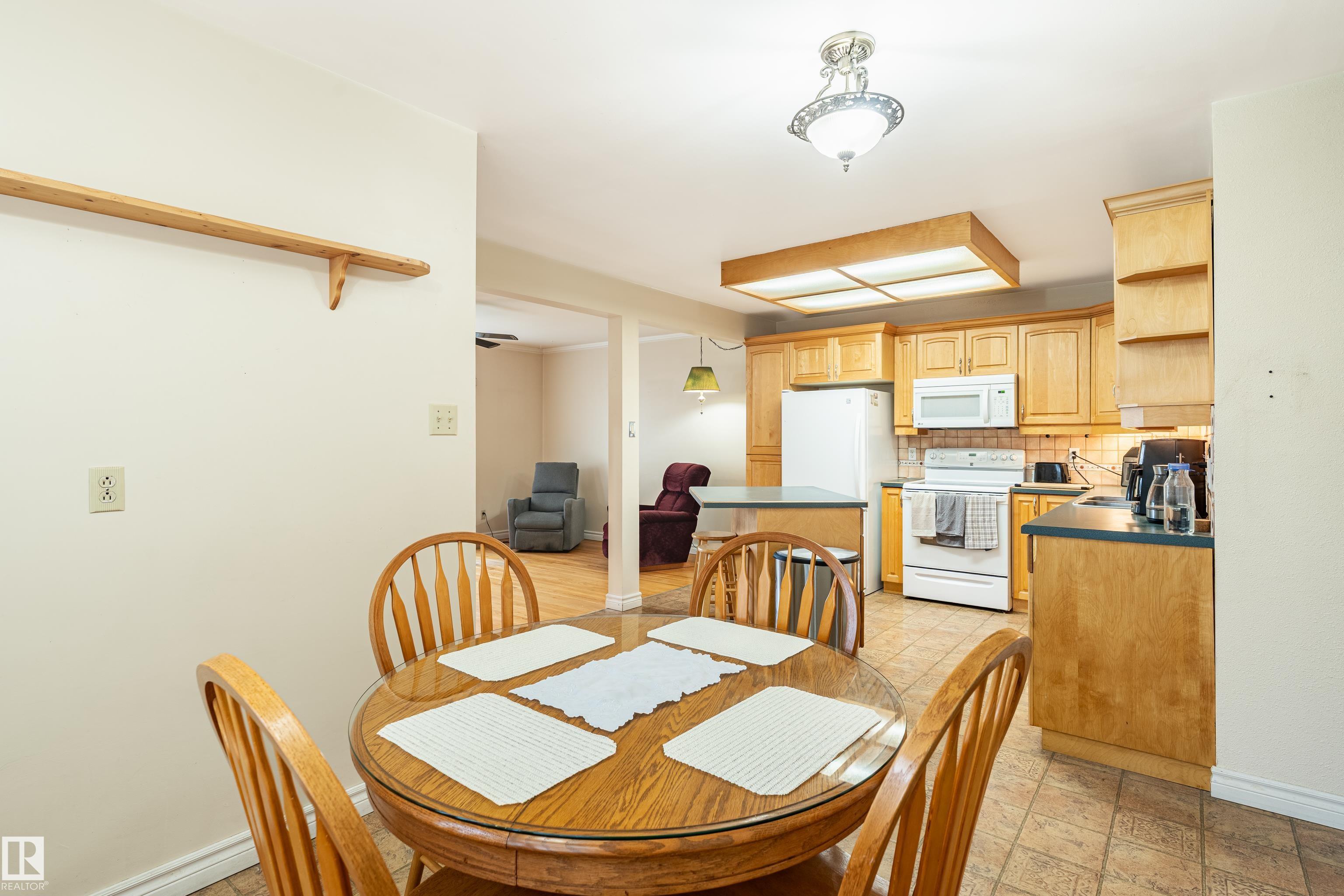 Photo 18 at 9011 60 Street NW, Ottewell, Edmonton
