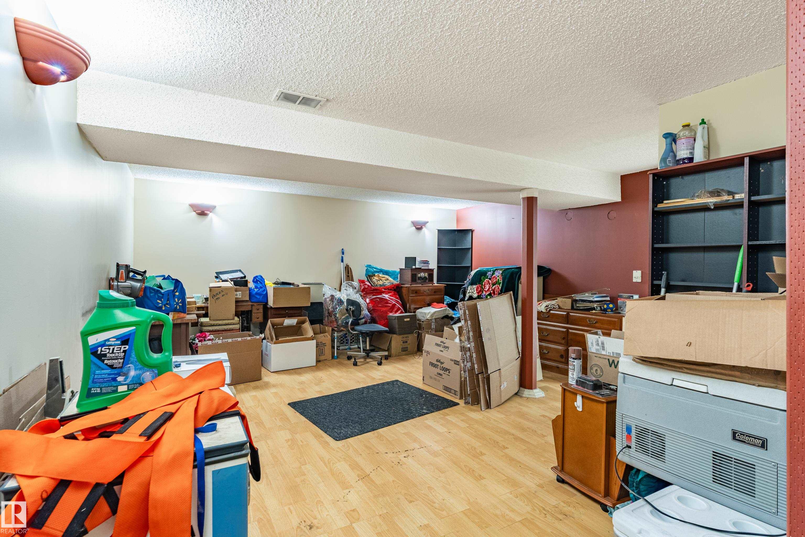 Photo 33 at 9011 60 Street NW, Ottewell, Edmonton