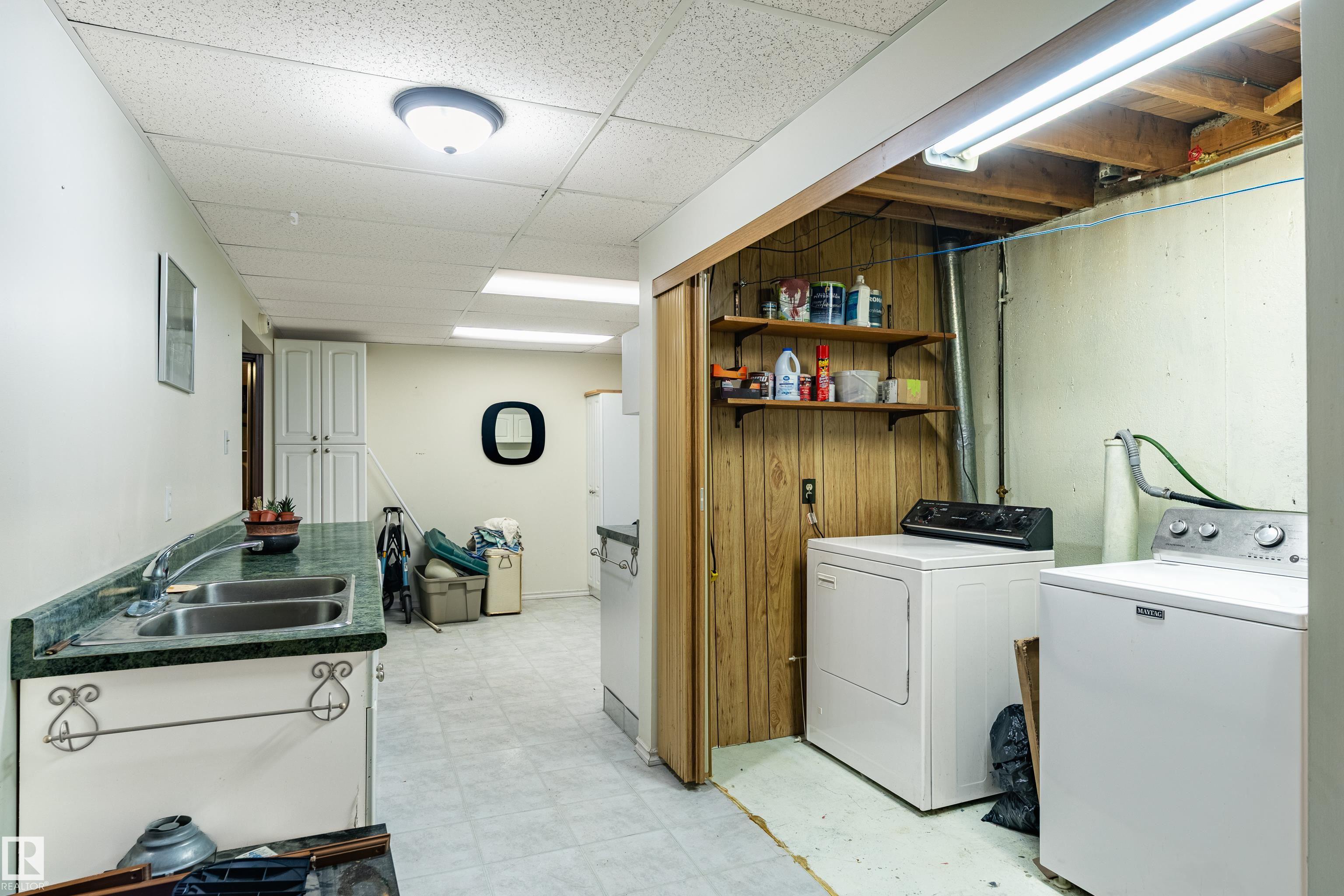 Photo 34 at 9011 60 Street NW, Ottewell, Edmonton