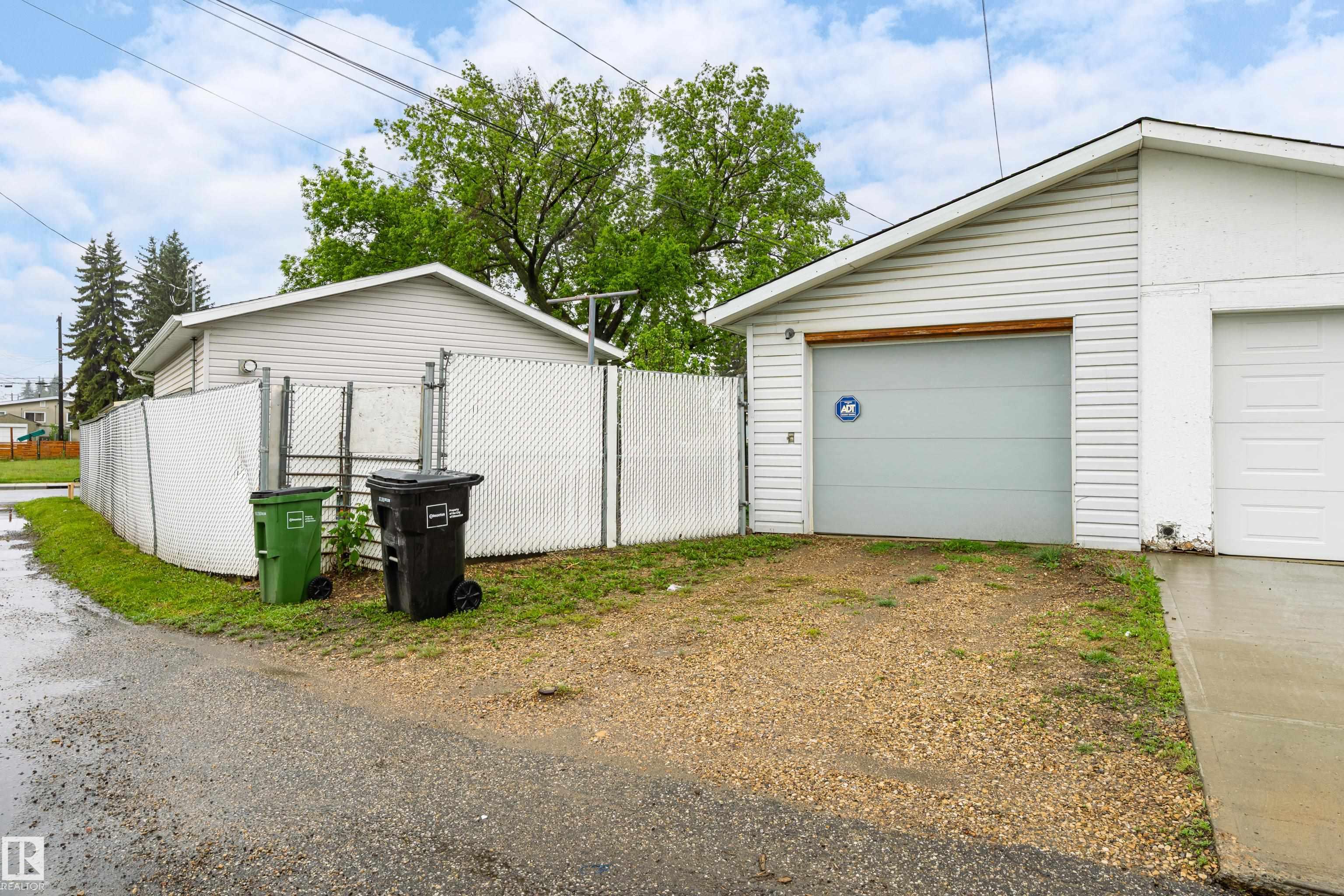 Photo 55 at 9011 60 Street NW, Ottewell, Edmonton
