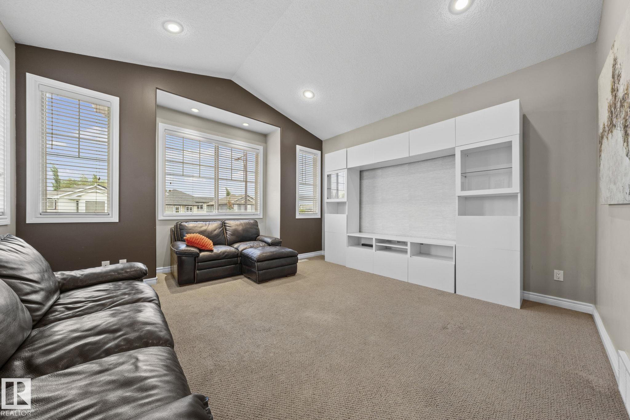 Photo 17 at 8097 Shaske Drive NW, South Terwillegar, Edmonton