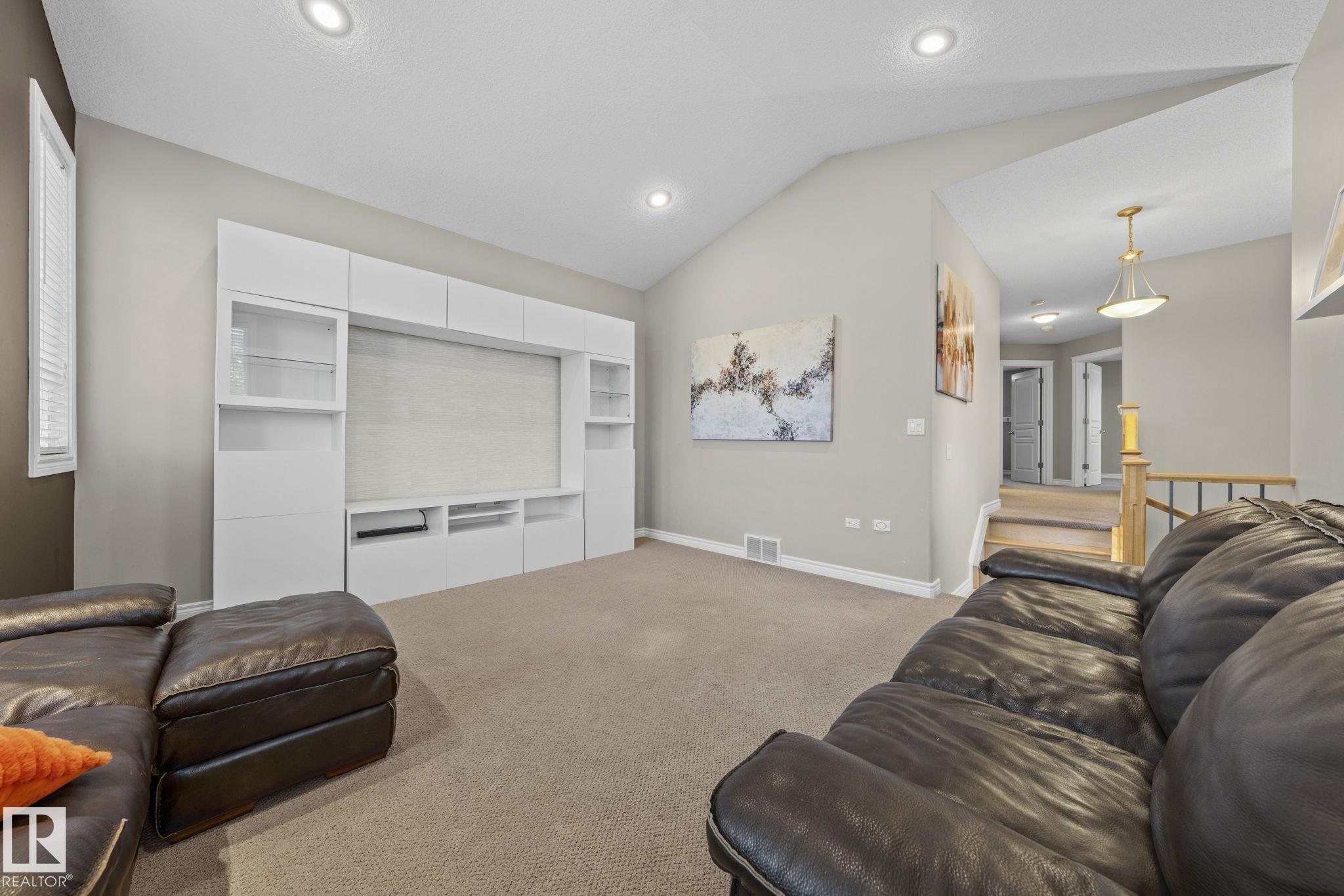 Photo 19 at 8097 Shaske Drive NW, South Terwillegar, Edmonton
