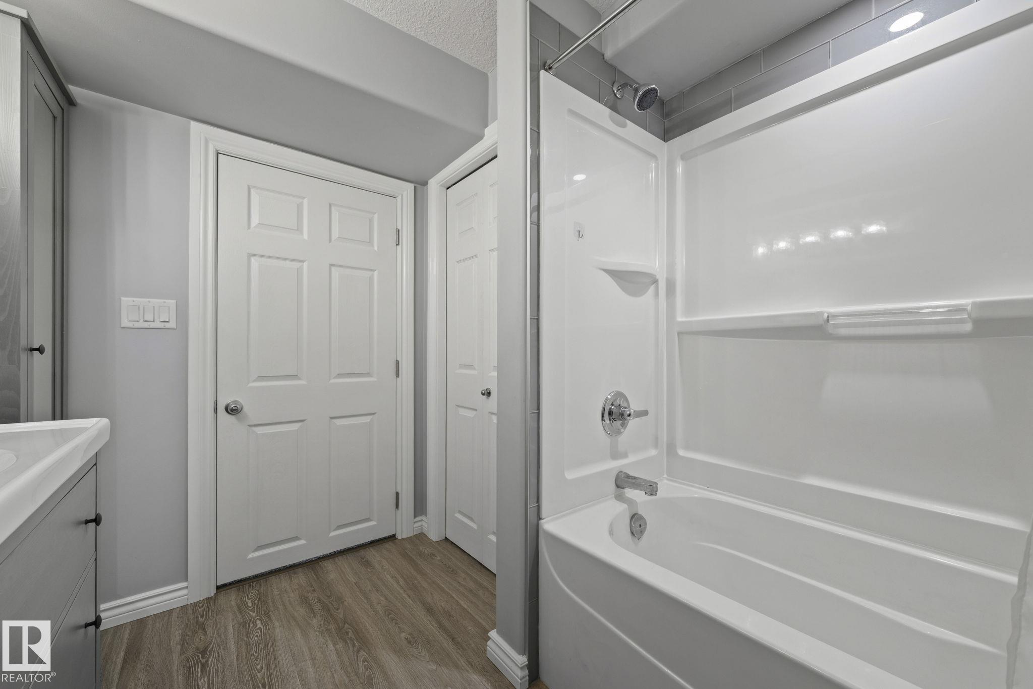 Photo 34 at 8097 Shaske Drive NW, South Terwillegar, Edmonton