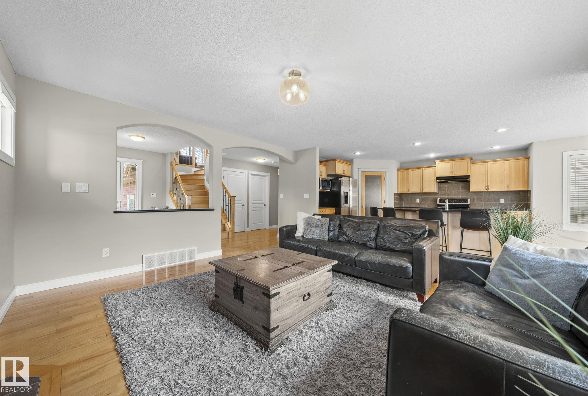 Photo 6 at 8097 Shaske Drive NW, South Terwillegar, Edmonton