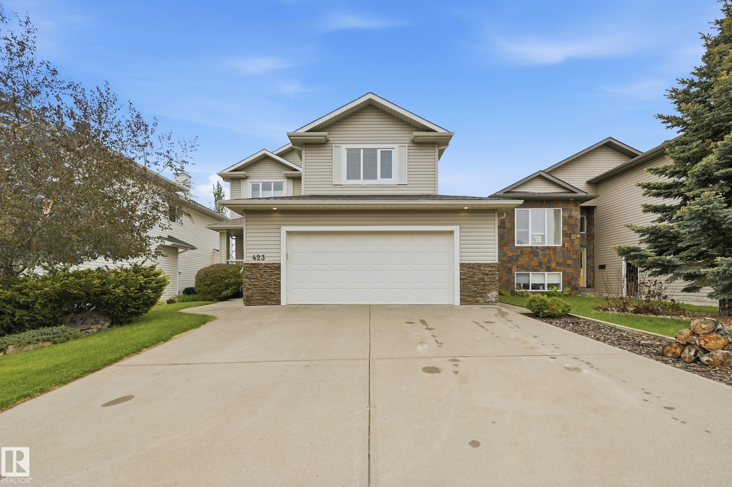 423 Forrest Drive, Forrest Greens, Sherwood Park