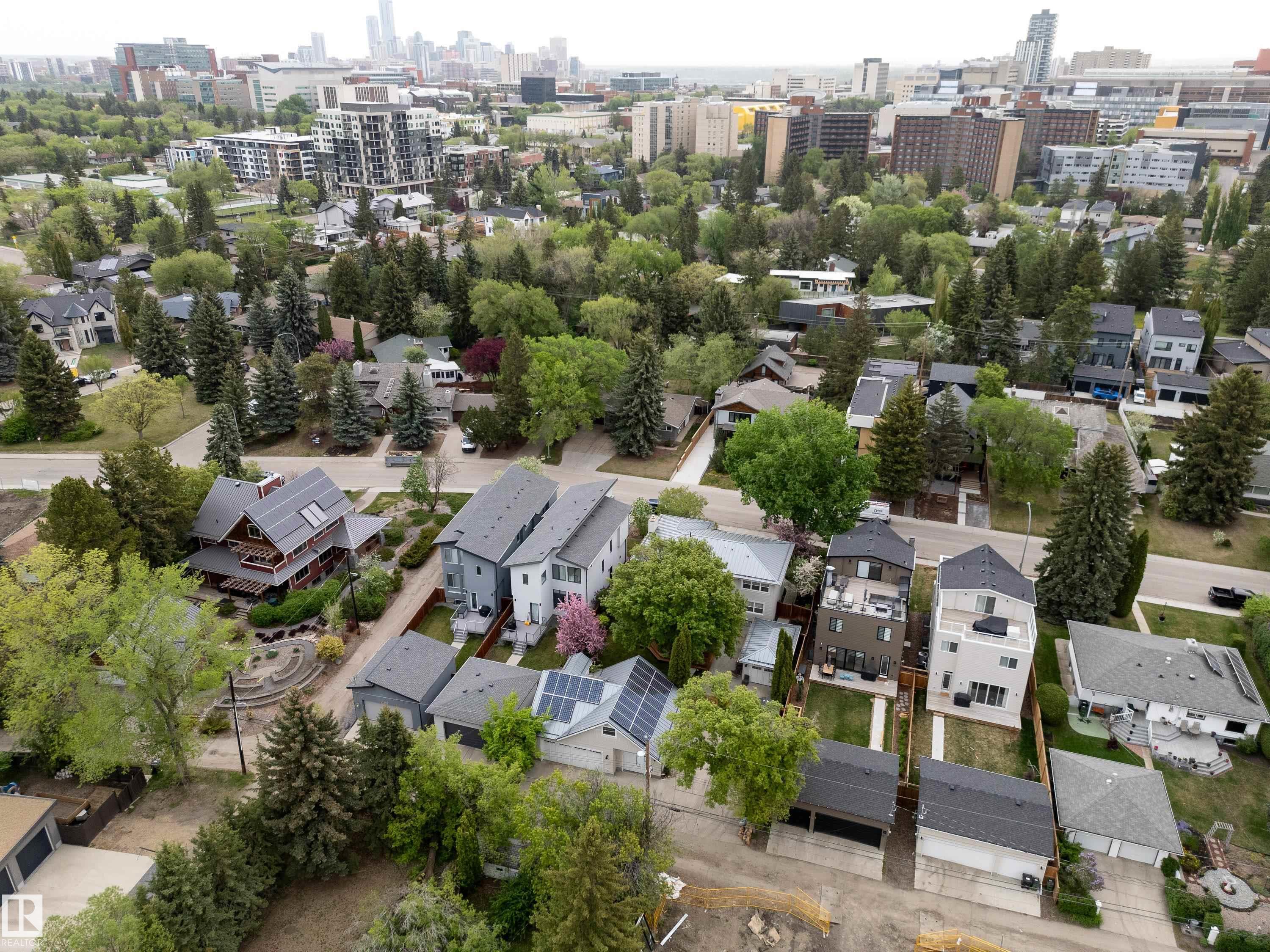 Photo 11 at 8332 120 Street NW, Windsor Park, Edmonton