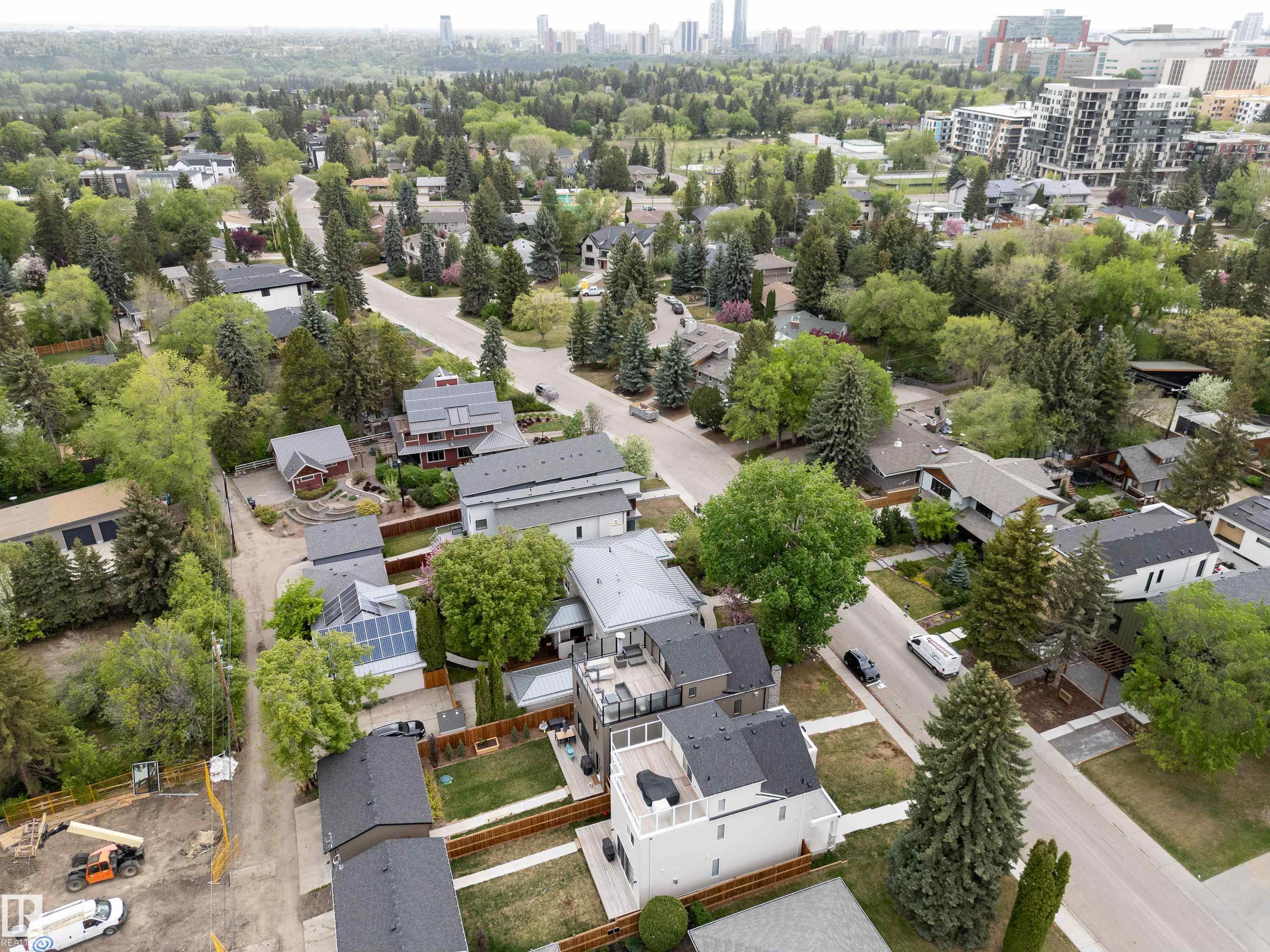 Photo 7 at 8332 120 Street NW, Windsor Park, Edmonton