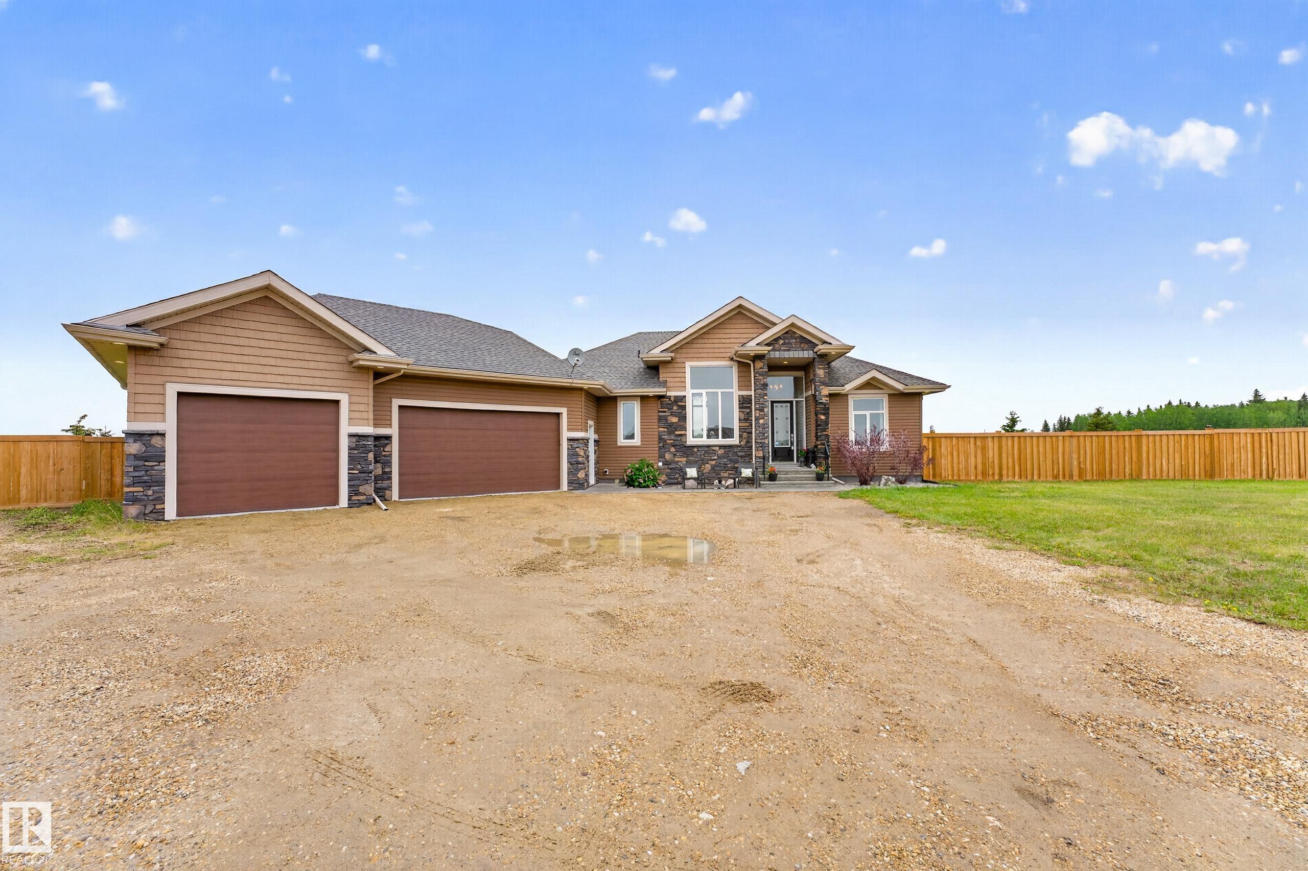 Photo 12 at 40 - 50509 Rge Rd 222, Brightwood Estates, Rural Leduc County