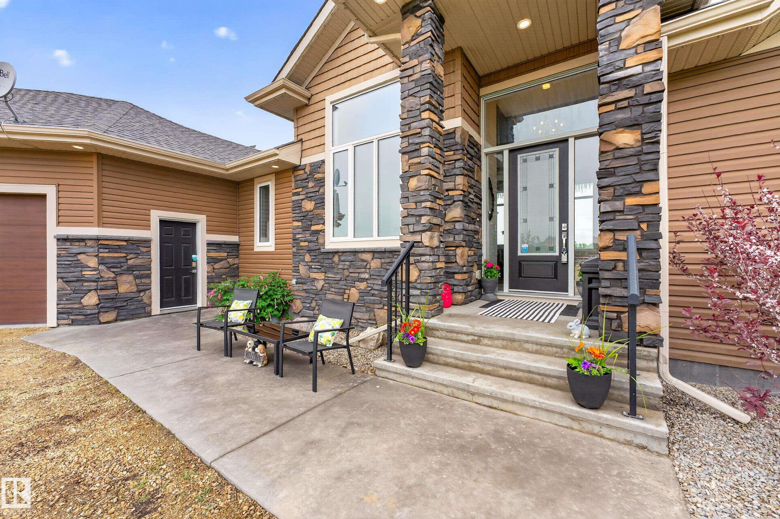Photo 14 at 40 - 50509 Rge Rd 222, Brightwood Estates, Rural Leduc County