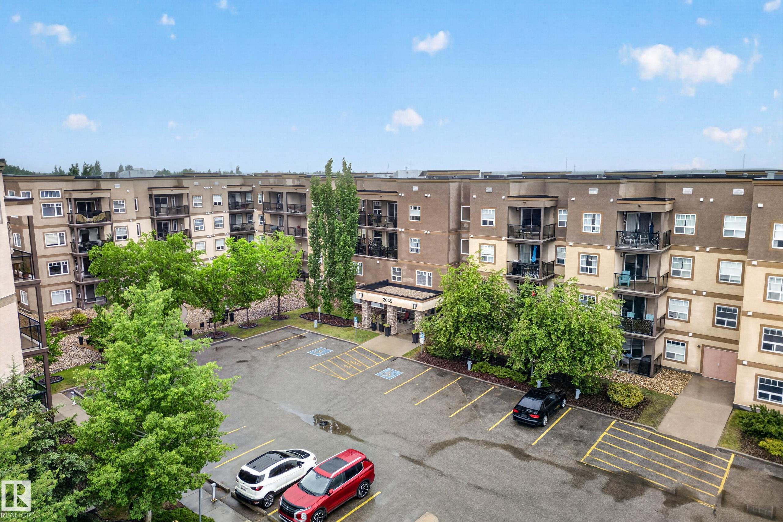 207 - 2045 Grantham Court NW, Glastonbury, Edmonton