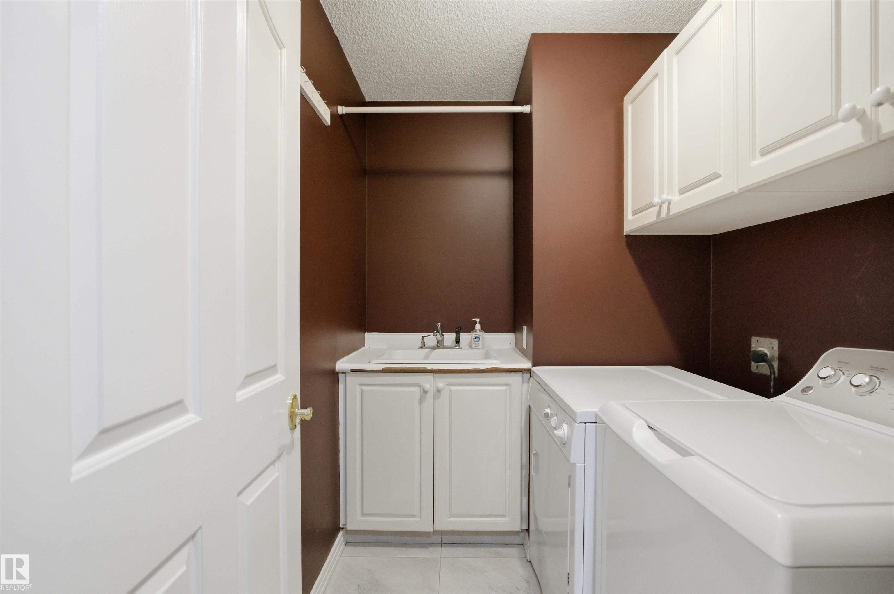 Photo 22 at 521 Estate Drive, Estates of Sherwood, Sherwood Park