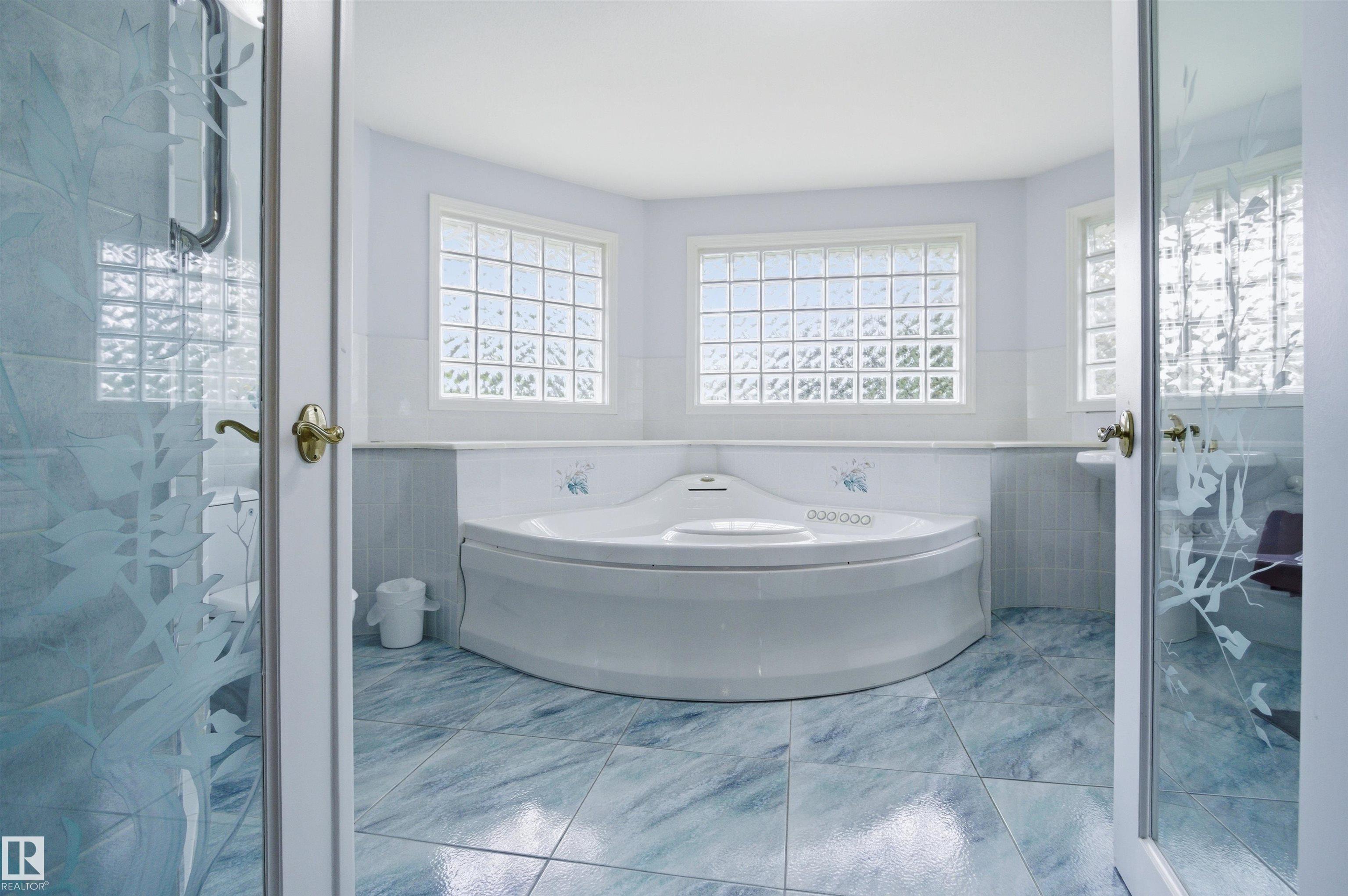 Photo 26 at 521 Estate Drive, Estates of Sherwood, Sherwood Park